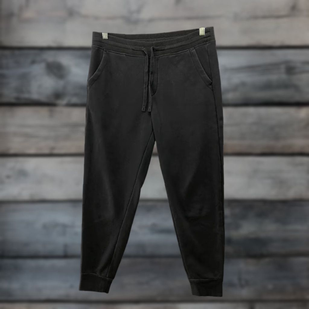 Uniqlo Uniqlo Jogger Sweatpants Womens L Black Drawstring Fleece Athletic Wear Tapered Inseam 24.5 in Stock Size 36" / US 14 / IT 50 - 1 Thumbnail