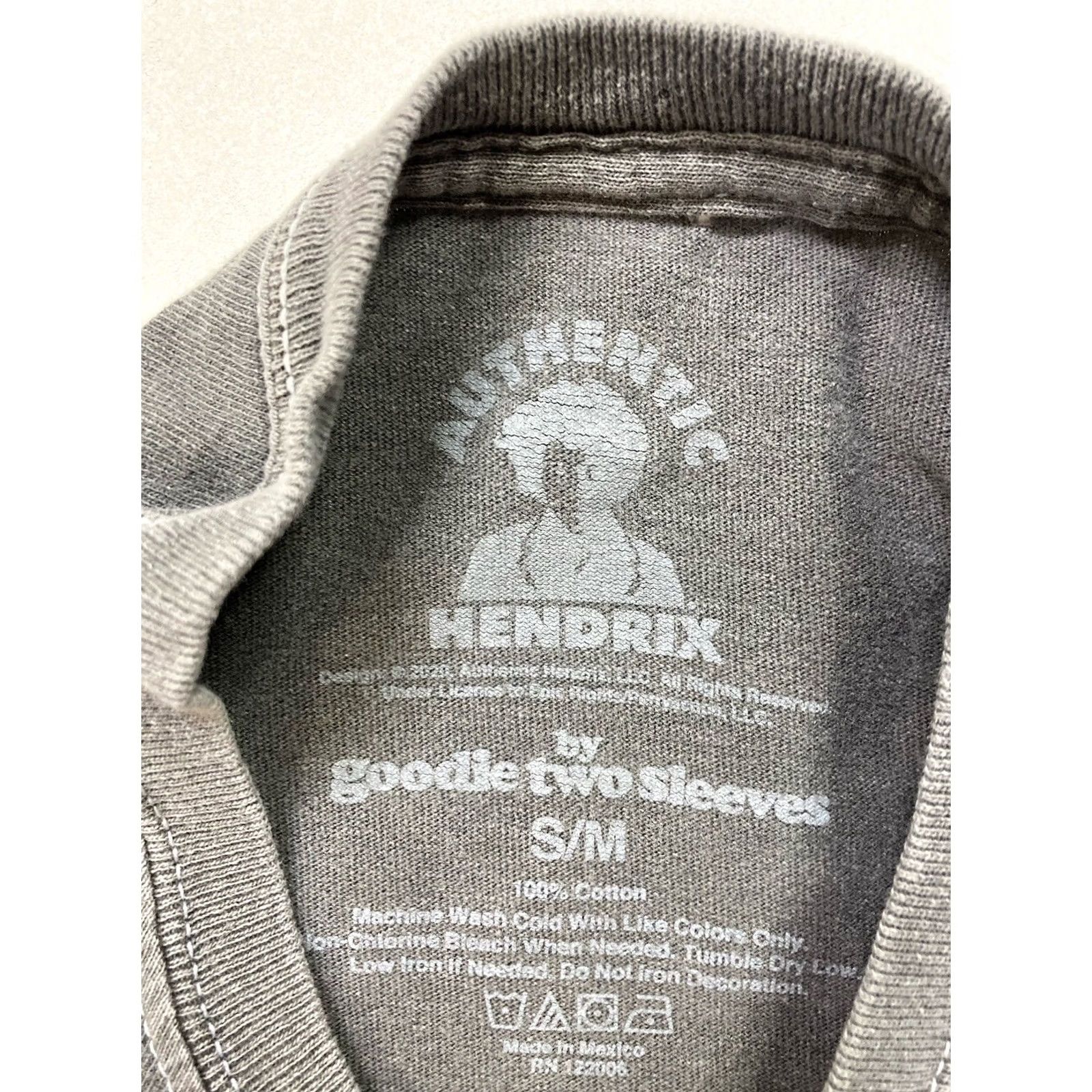 Vintage VINTAGE Jimi Hendrix Graphic T-shirt Women Medium Gray Distressed Short Sleeve Music Size M / US 6-8 / IT 42-44 - 5 Thumbnail