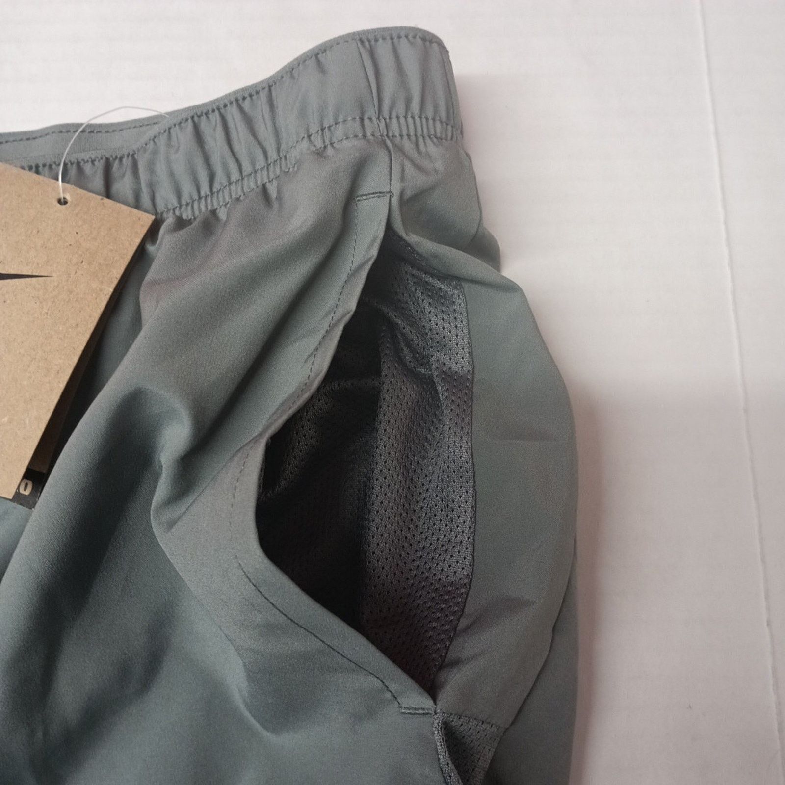 Nike Nike Challenger Brief Lined Running Shorts Men's 2XL Gray Size US 40 / EU 56 - 2 Thumbnail