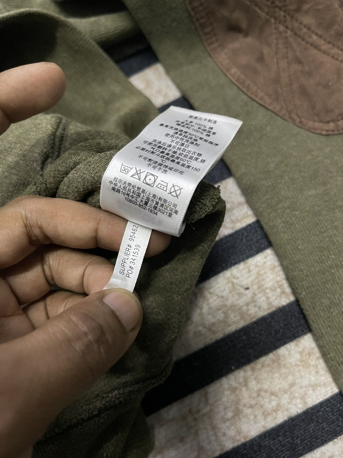 Polo Ralph Lauren 2000s POLO BY RALPH LAUREN SHEEP SUEDE ELBOW FADED HOODIE Size US M / EU 48-50 / 2 - 16 Thumbnail