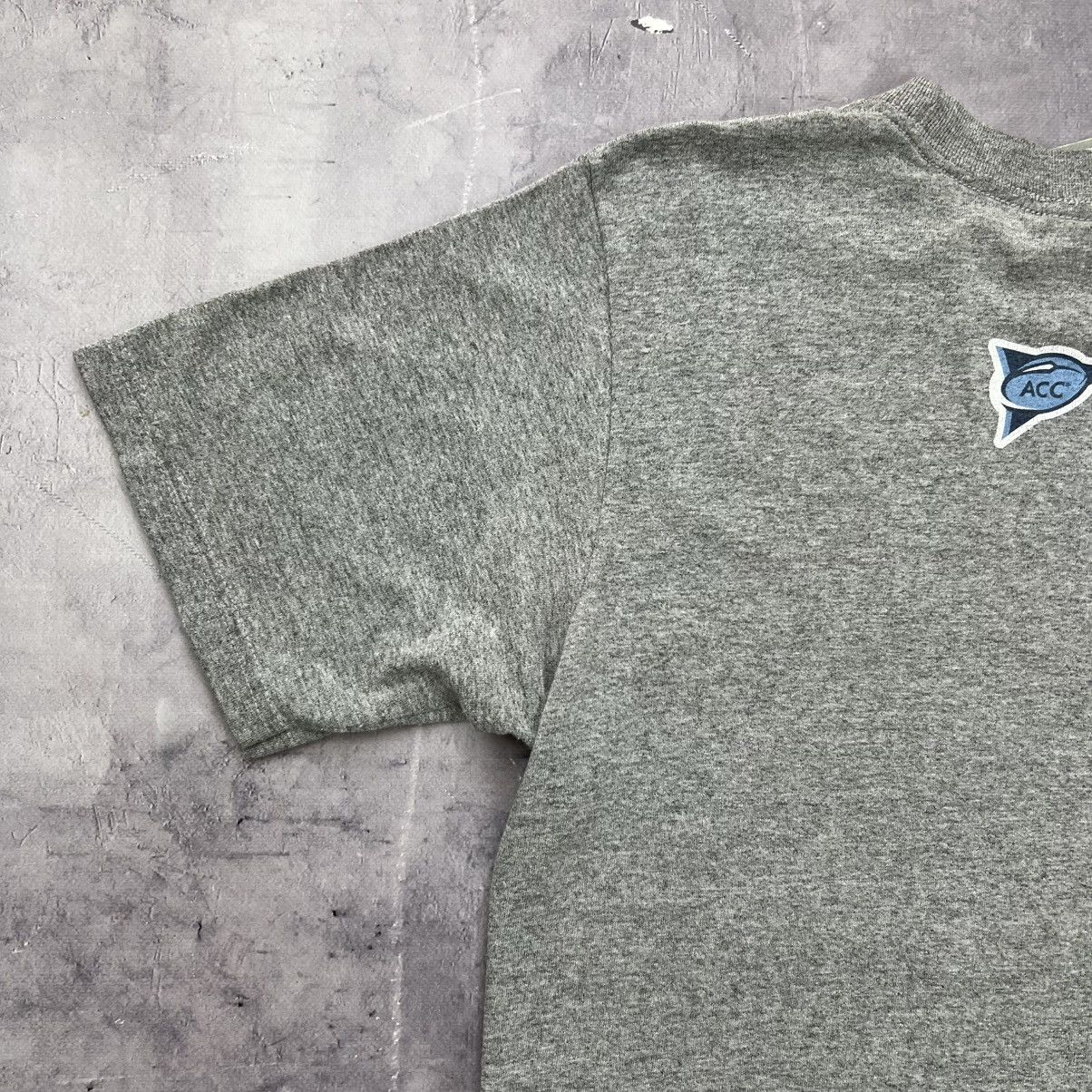 Nike Rare! Nike North Carolina Tap Heels Tee Vintage 00s Size US S / EU 44-46 / 1 - 12 Thumbnail