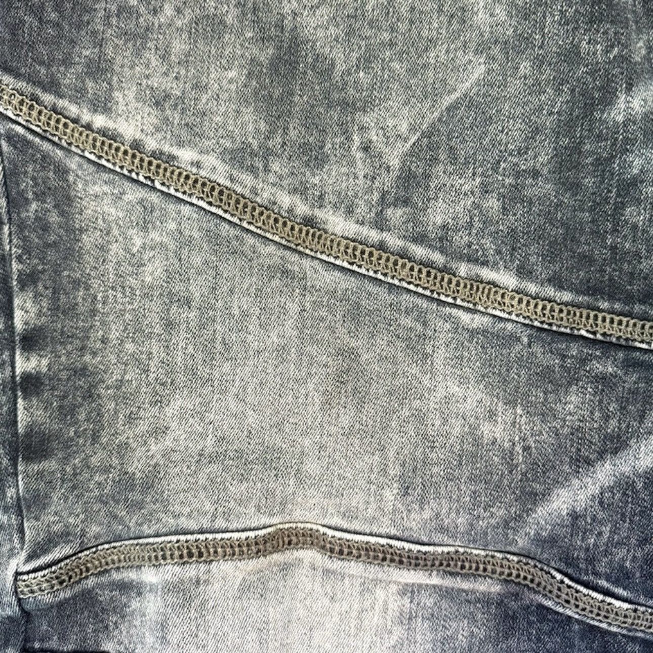 True Religion NWOT True Religion Acid Washed Jeans Geno (40) Size US 40 / EU 56 - 6 Thumbnail