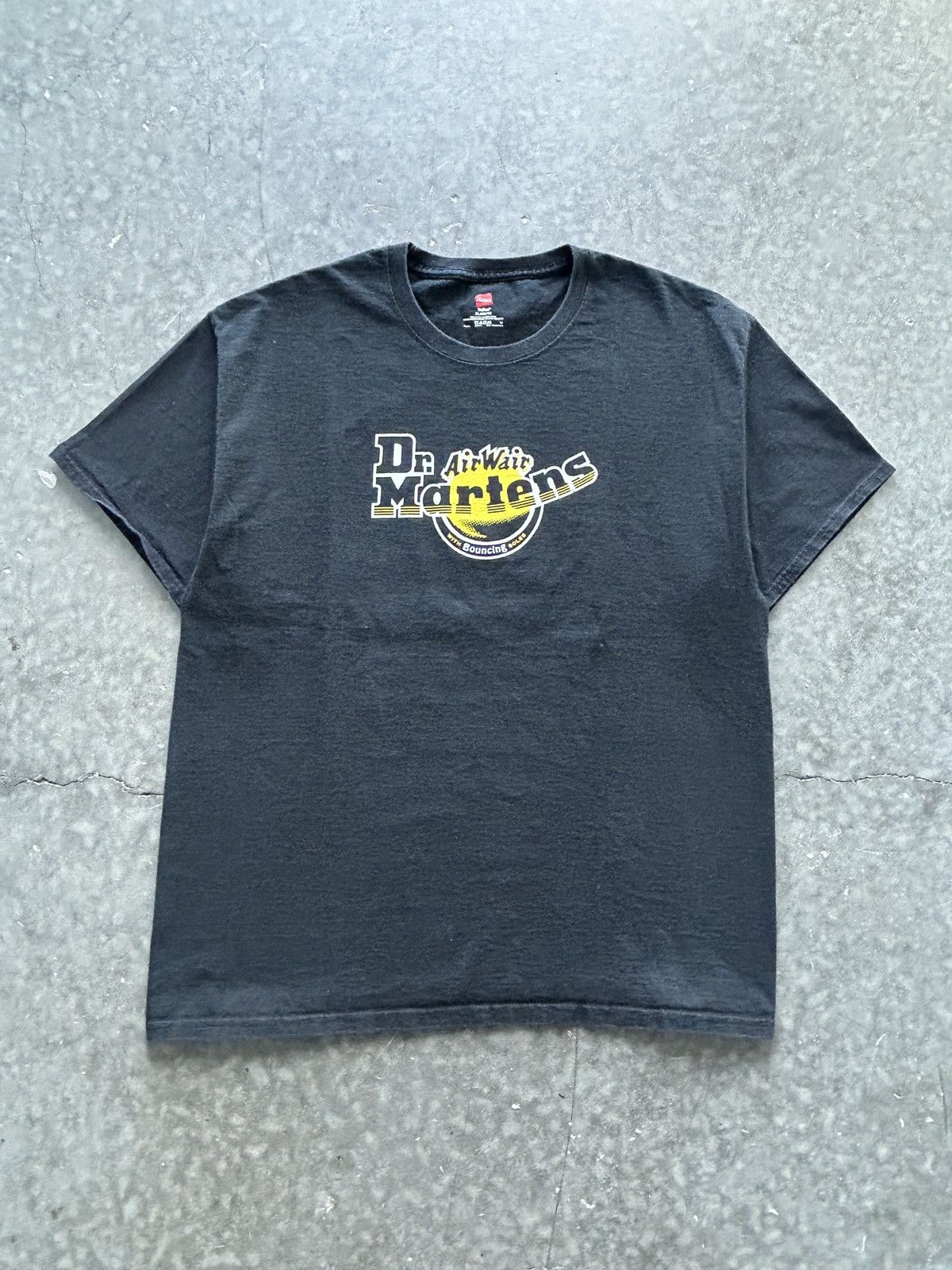 Vintage Vintage Y2K Dr Martens Graphic Tee Size US XL / EU 56 / 4 - 1 Thumbnail