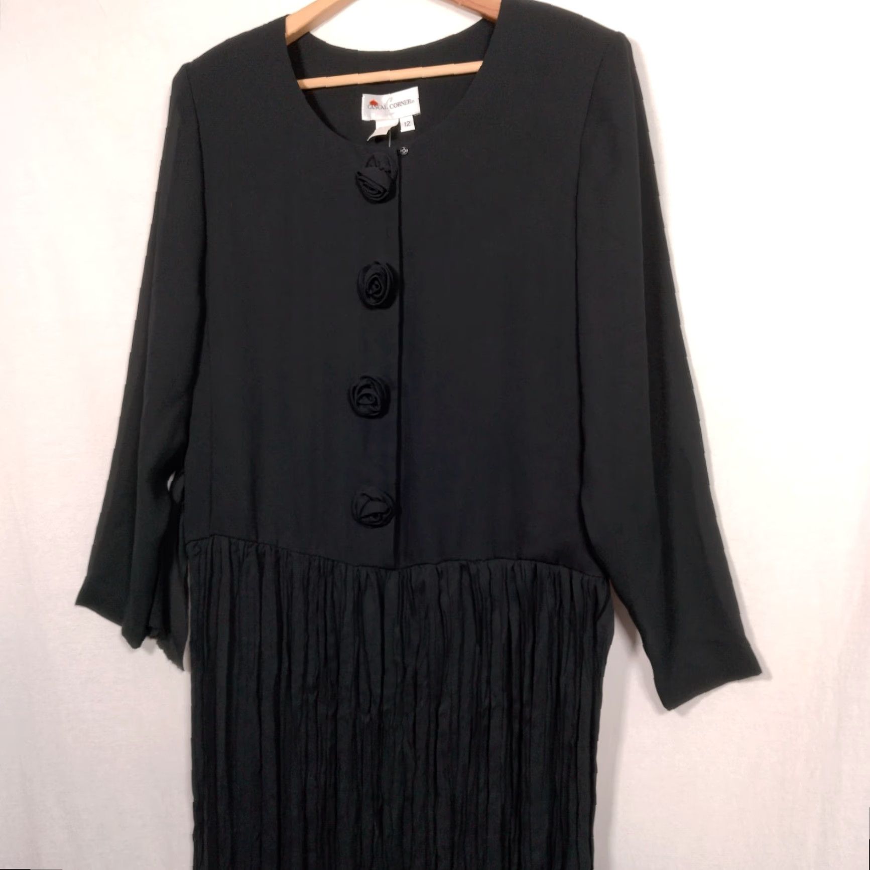 Vintage VINTAGE Casual Corner Dress Shirt Dress 1990s Black Roses Semi-sheer Long Sleeve Round Neck 12 Womens Vintage 90s Goth Vamp Size XL / US 12-14 / IT 48-50 - 5 Thumbnail