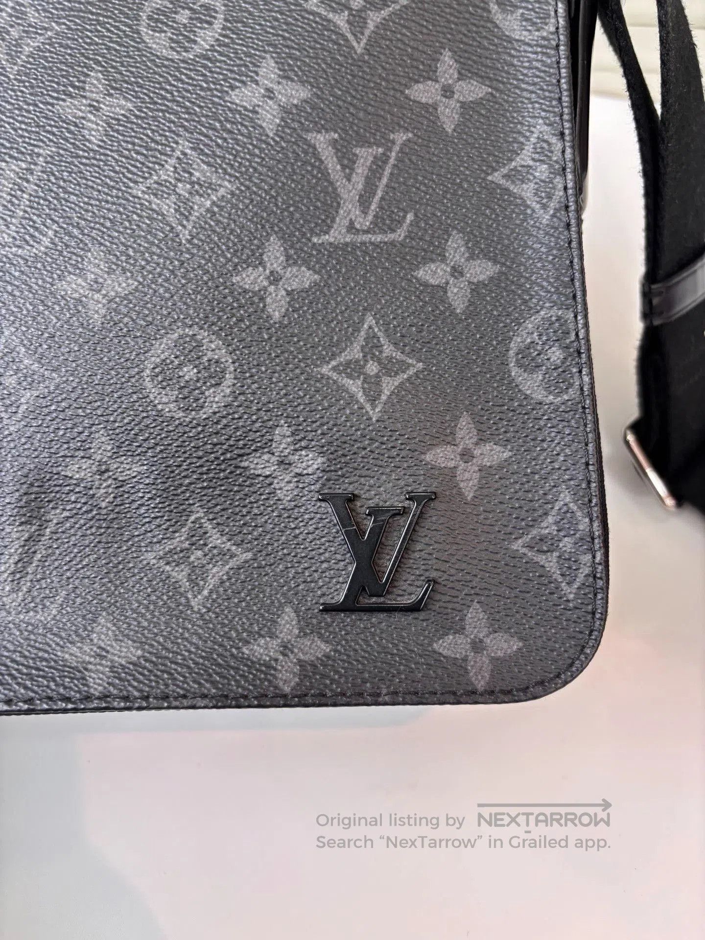 Louis Vuitton Louis Vuitton Monogram Messenger Small. Size ONE SIZE - 5 Thumbnail
