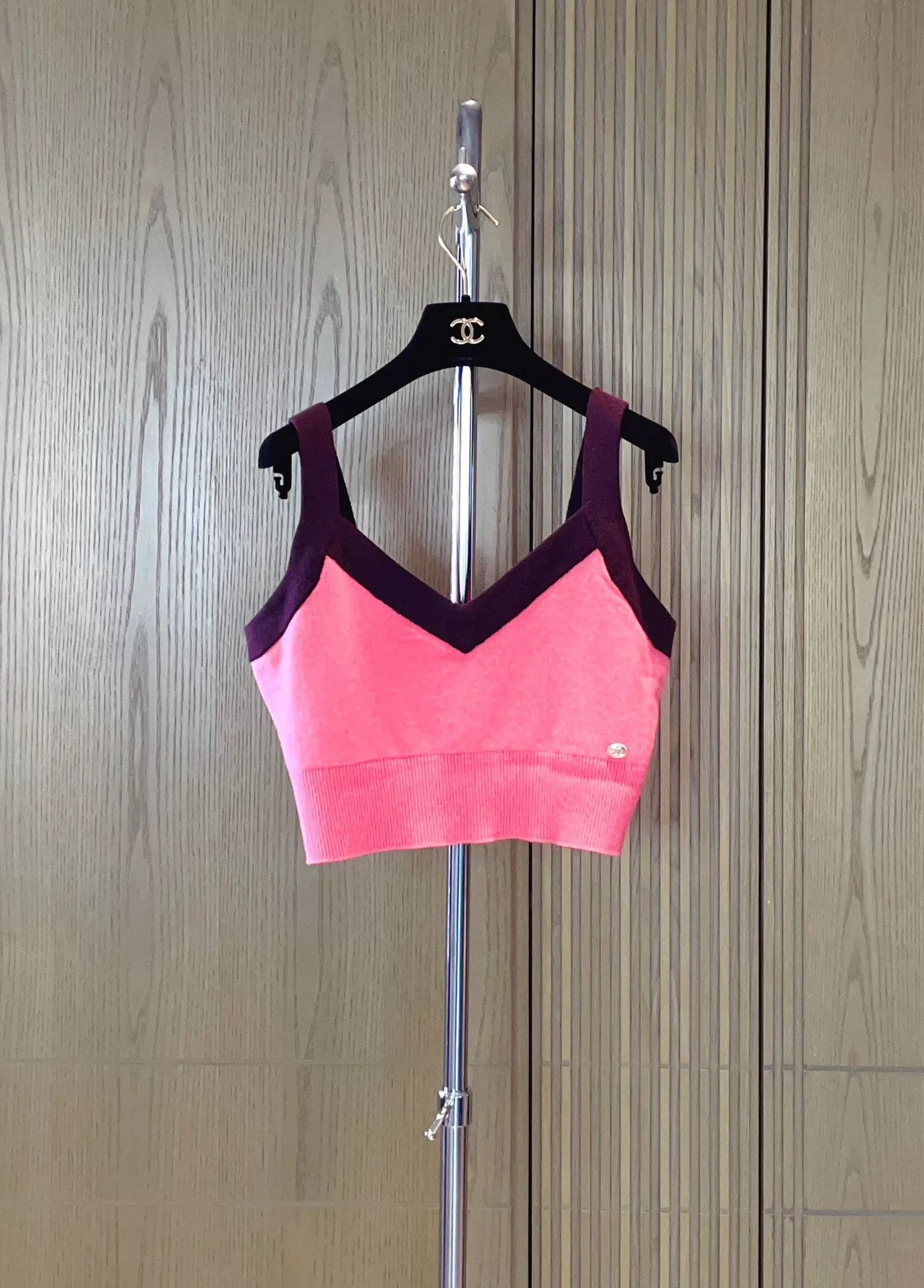 Chanel Chanel Pink V-neck Cashmere Camisole Size S / US 4 / IT 40 - 1 Thumbnail