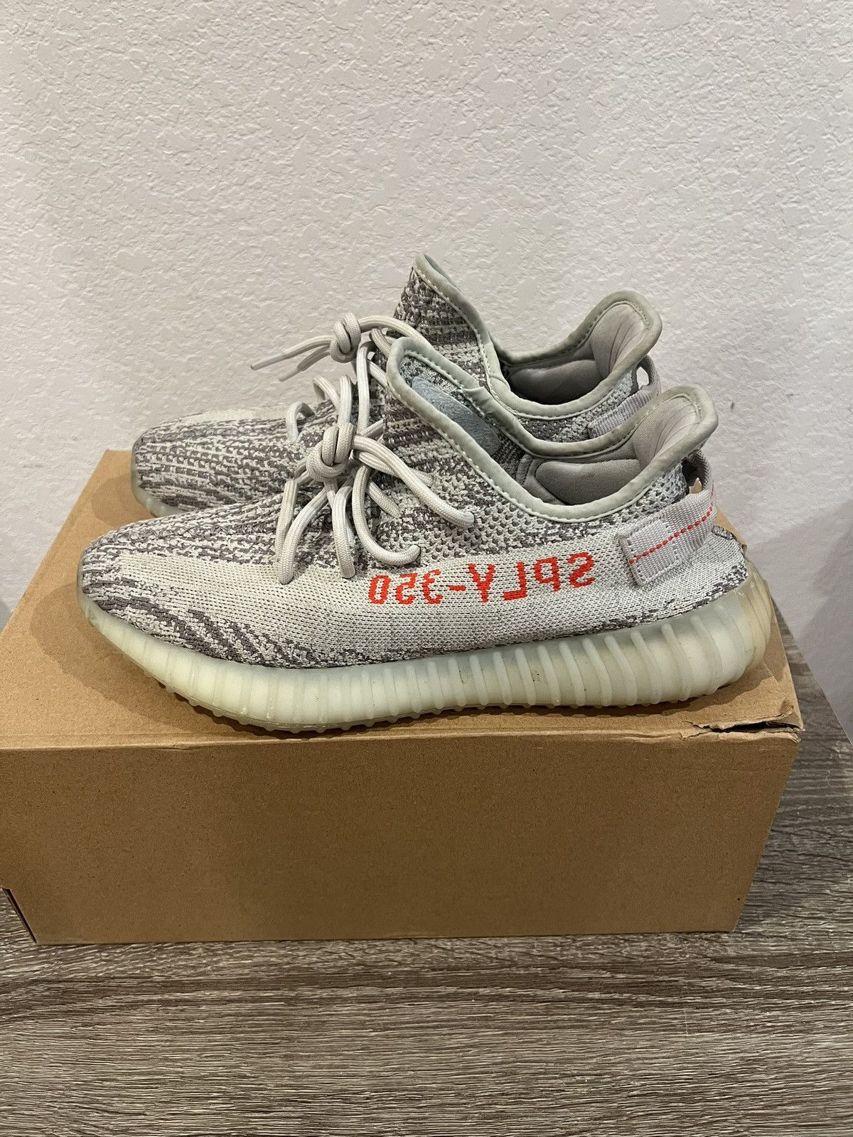 Adidas Adidas Yeezy Boost 350 V2 Blue Tint Size US 9 / EU 42 - 2 Thumbnail