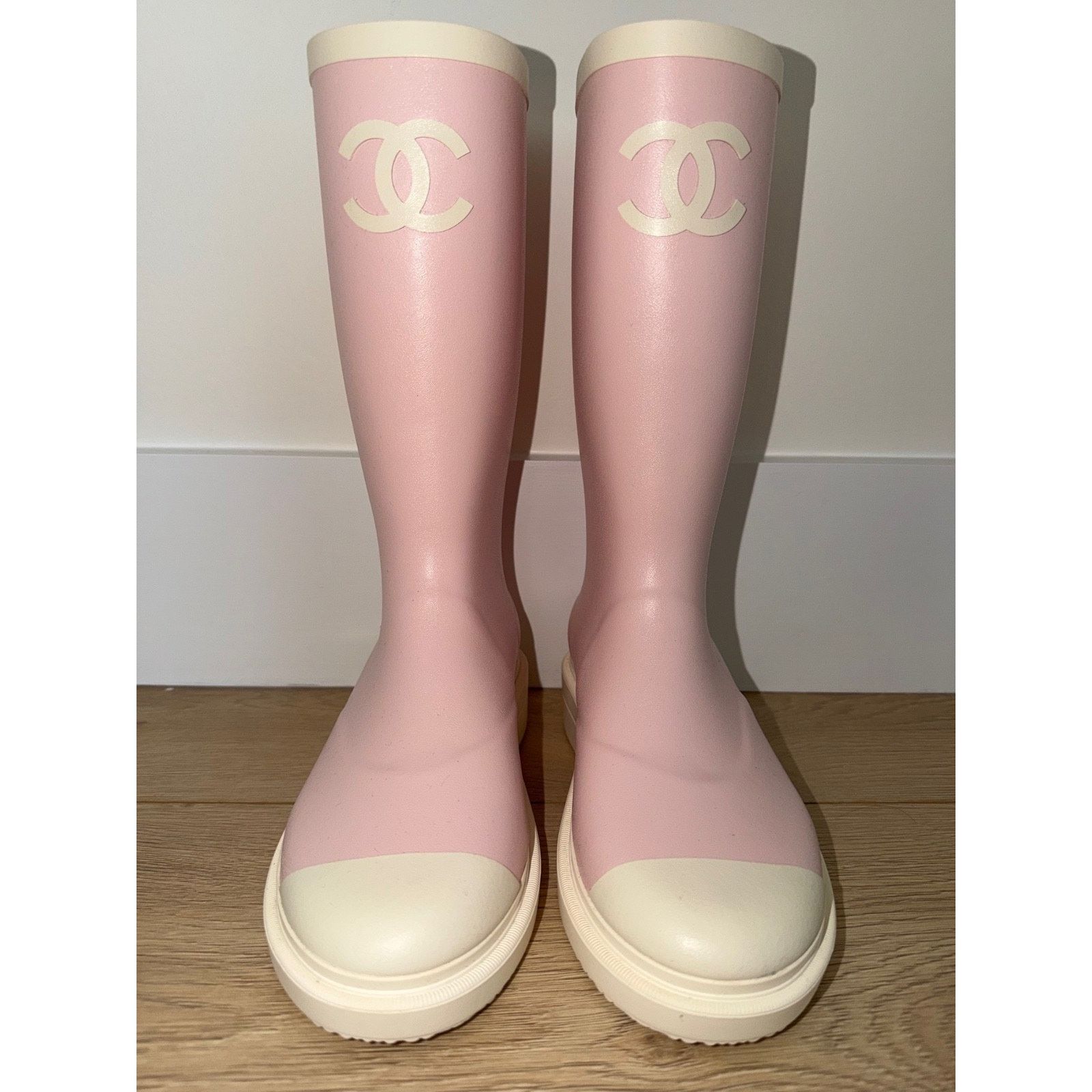 Chanel Chanel Rose Pink White Rubber Rain Boots 38 Size US 8 / IT 38 - 16 Thumbnail