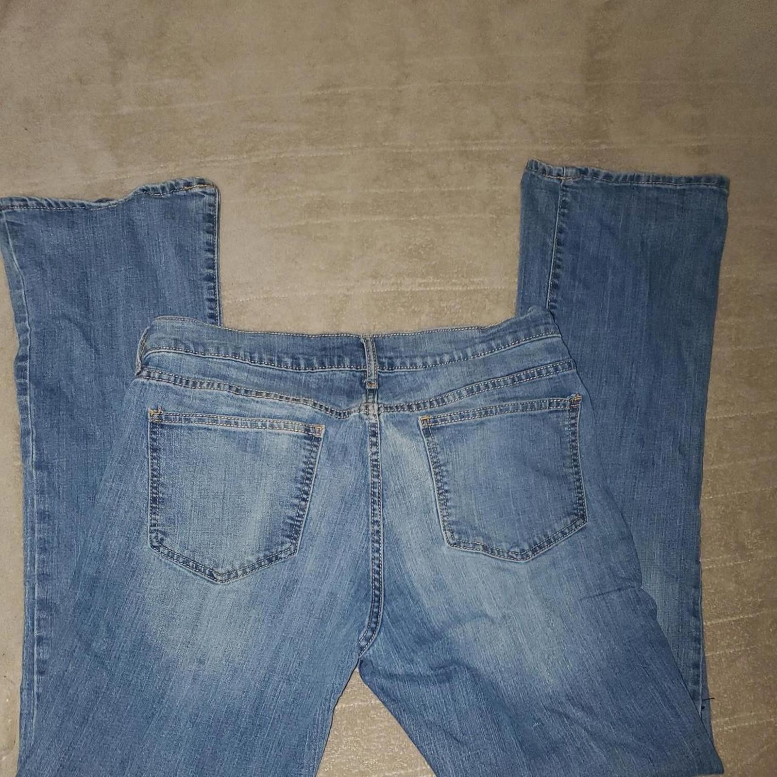 Old Navy Old Navy Women's Blue and Navy Jeans Size 34" / US 12 / IT 48 - 2 Thumbnail