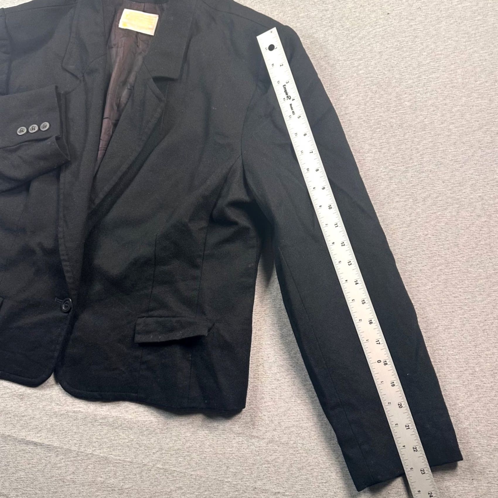 Pendleton VTG Pendleton Blazer Wool Black Womens L Blazer Button Jacket Tweed Solid Pockets Long Sleeve Fall Winter Workwear Size L / US 10 / IT 46 - 6 Thumbnail