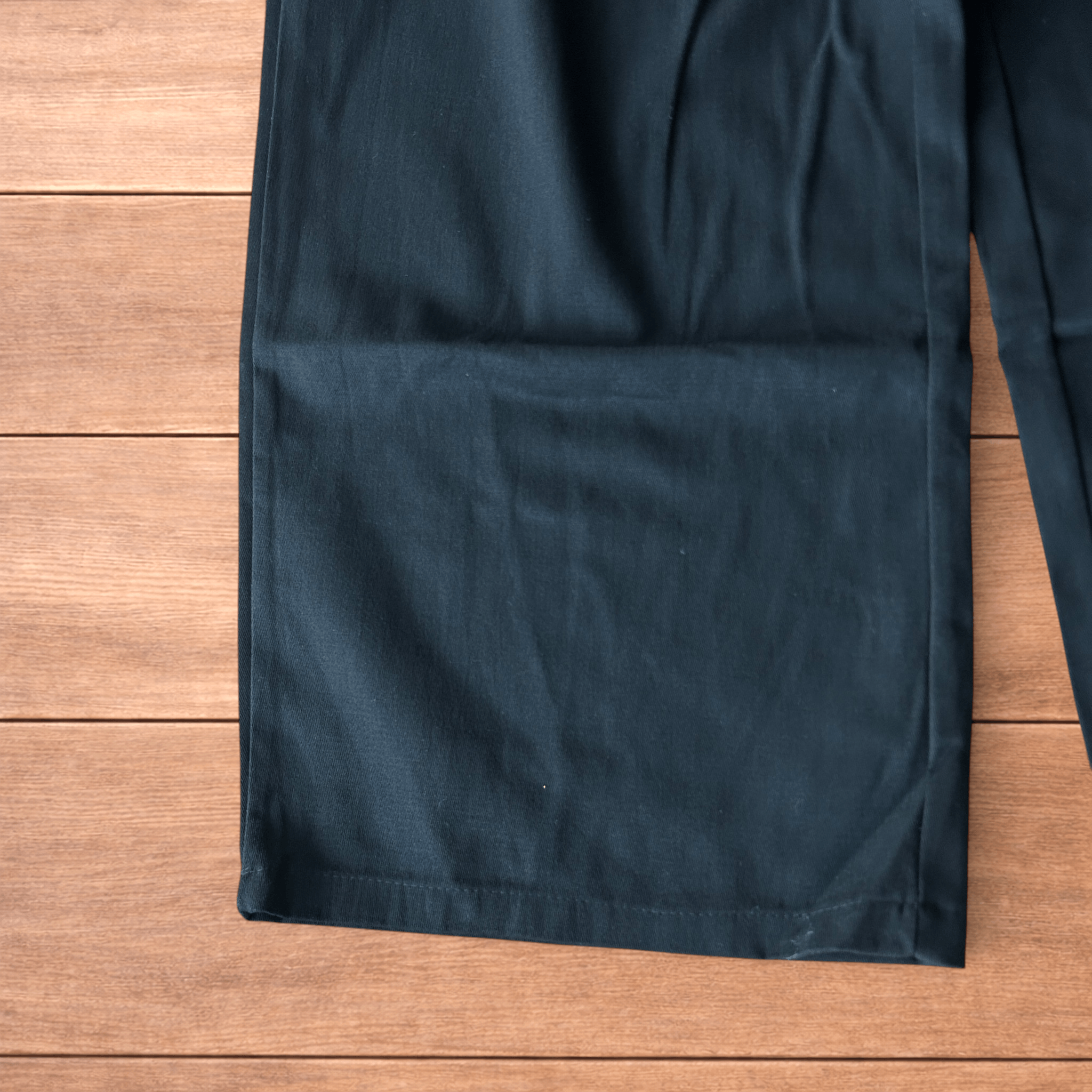 Japanese Brand Incredible super baggy wide leg workwear trousers in black. Size US 34 / EU 50 - 4 Thumbnail