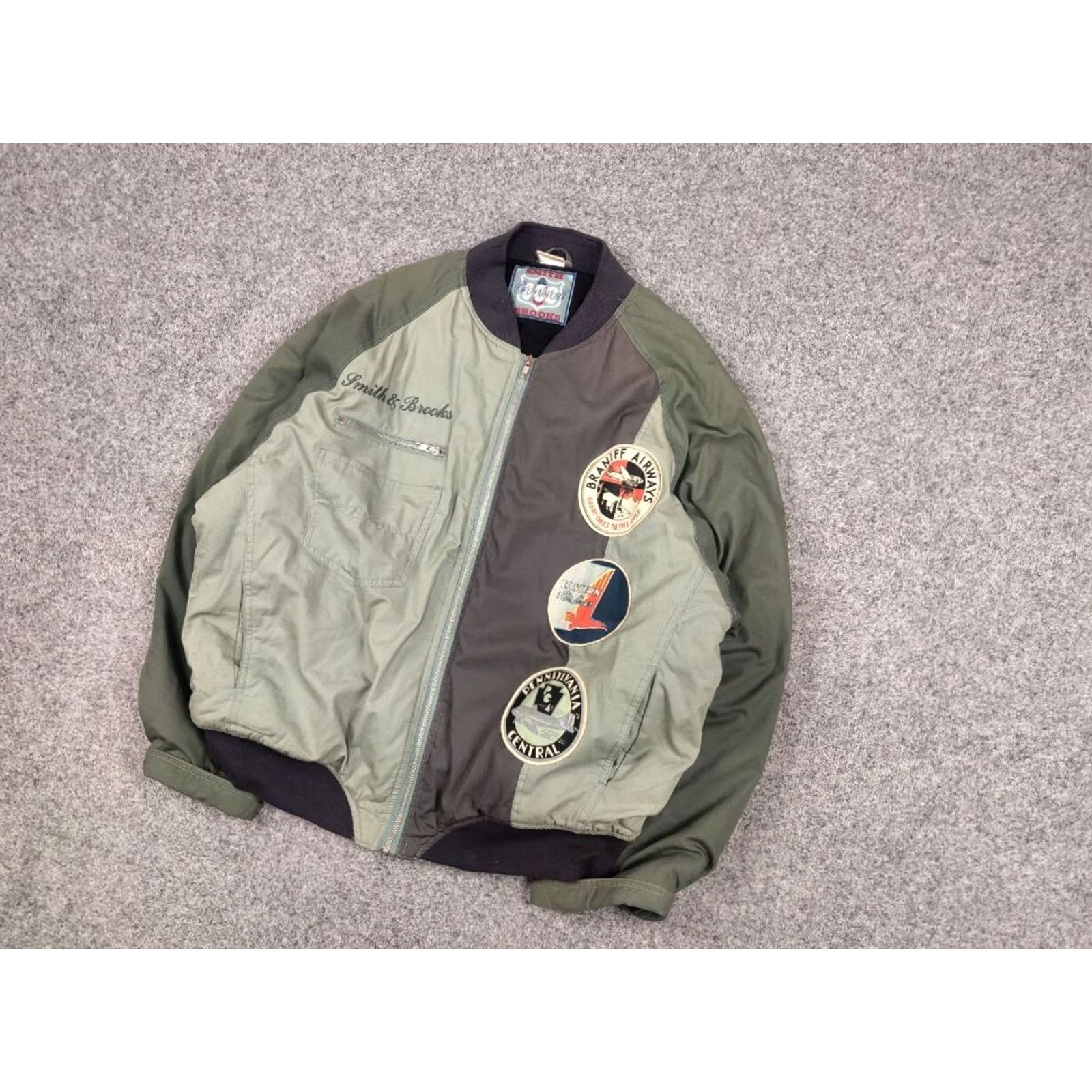 Logo 7 Vintage Pennsylvania Central Patsh Logo Bomber Jacket Nike Style Shirt Size US L / EU 52-54 / 3 - 3 Thumbnail