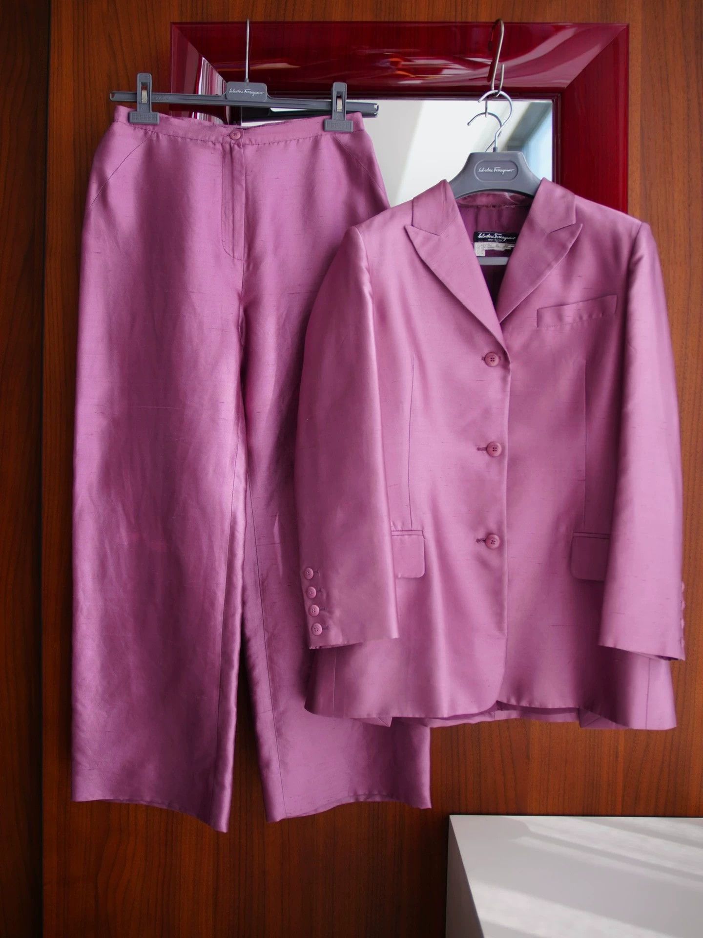 Salvatore Ferragamo Vintage Ferragamo Purple Silk-Cotton Suit Set FR40/L Size M / US 6-8 / IT 42-44 - 2 Thumbnail