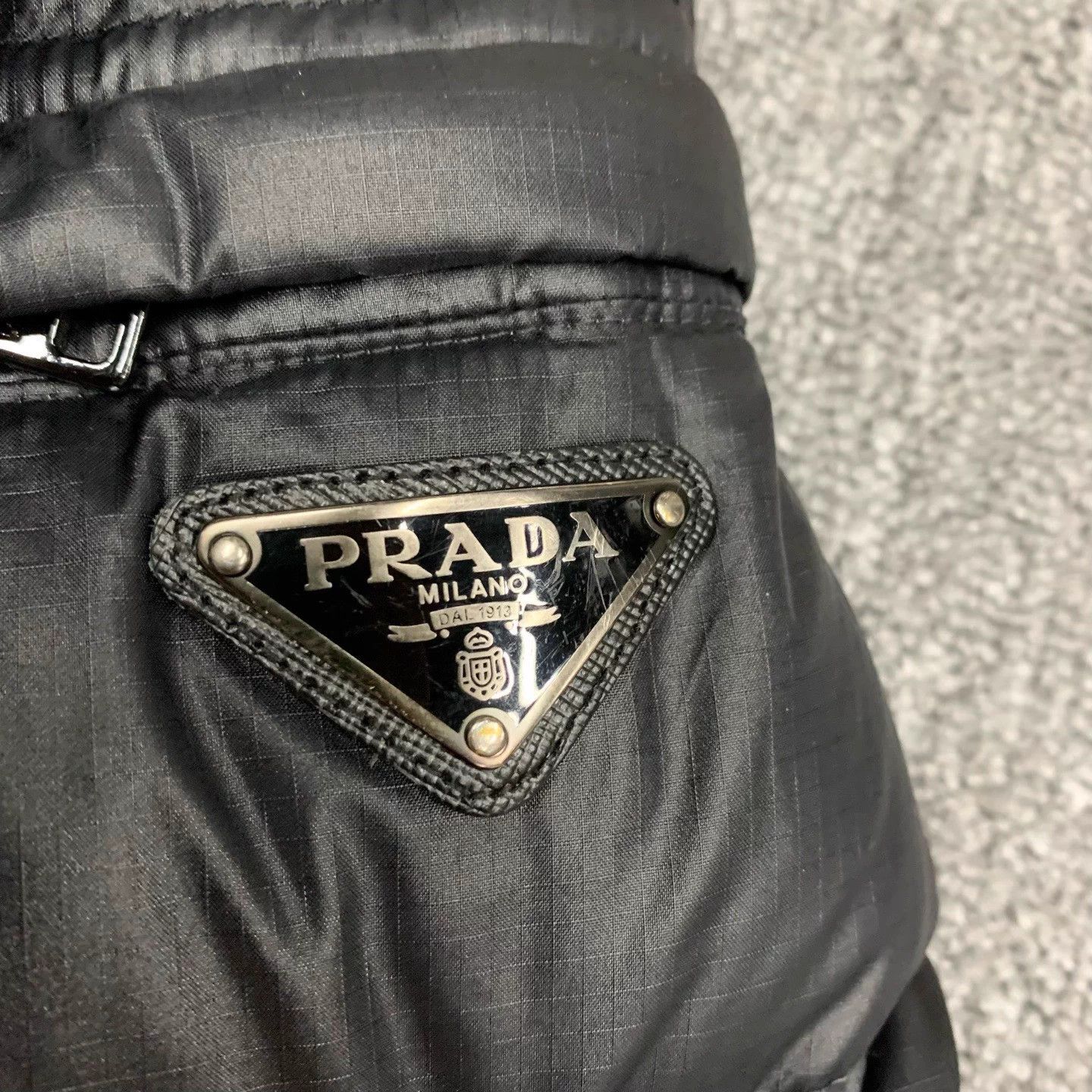Prada PRADA Black Triangle Logo Puffer Jacket EU52 Size US L / EU 52-54 / 3 - 7 Thumbnail