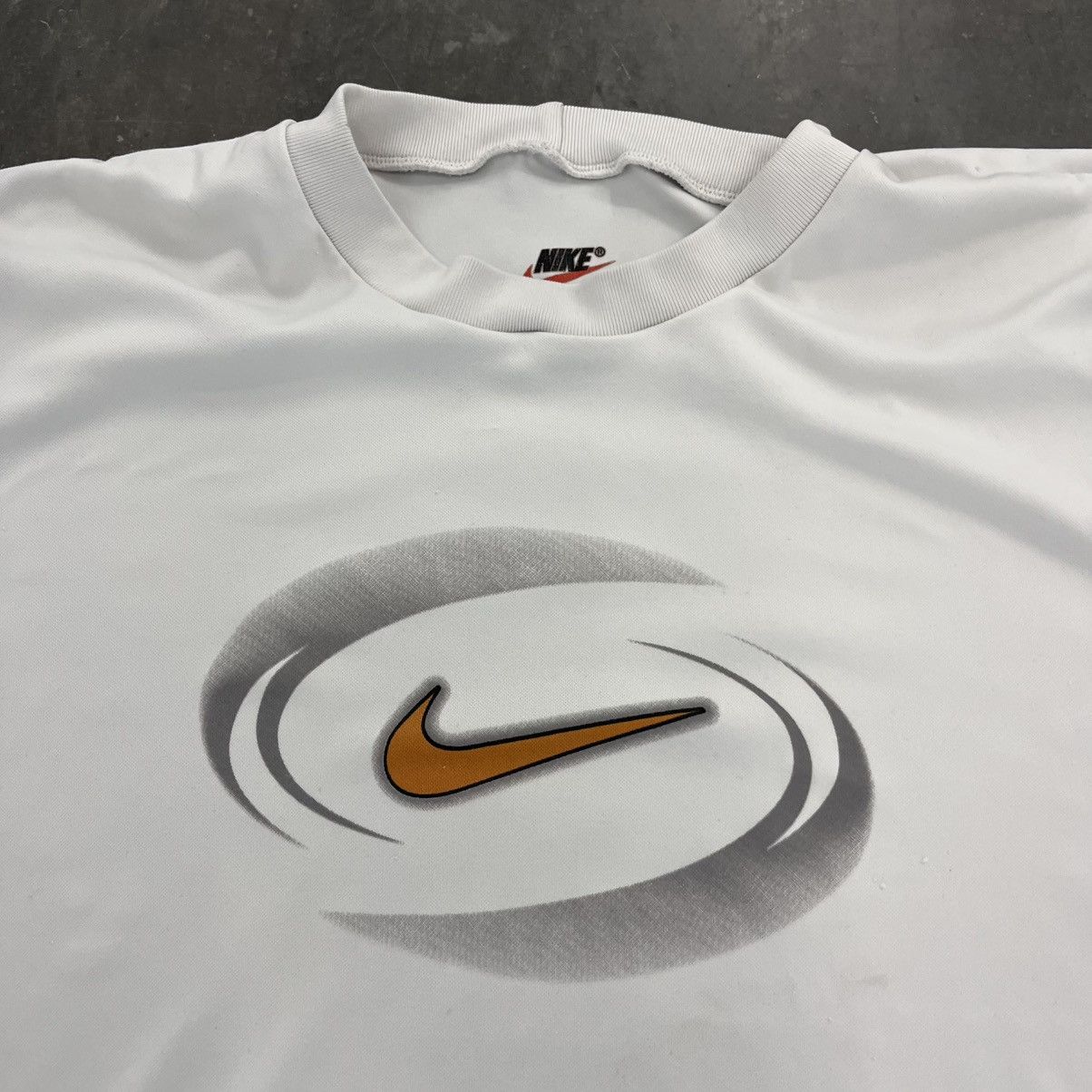 Nike × Vintage Vintage Nike made in USA dri fit polyester workout shirt L Size US L / EU 52-54 / 3 - 3 Thumbnail