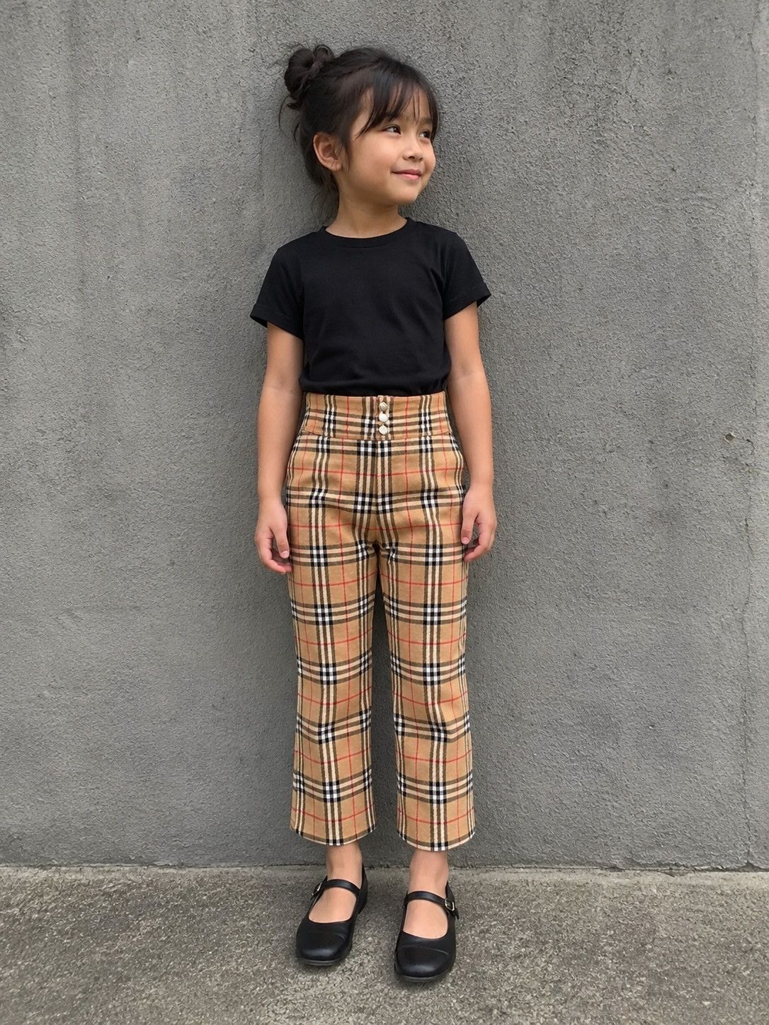 Burberry BURBERRY LONDON BLUE LABEL NOVA CHECK PANTS(KIDS) Size US 26 / EU 42 - 1 Thumbnail