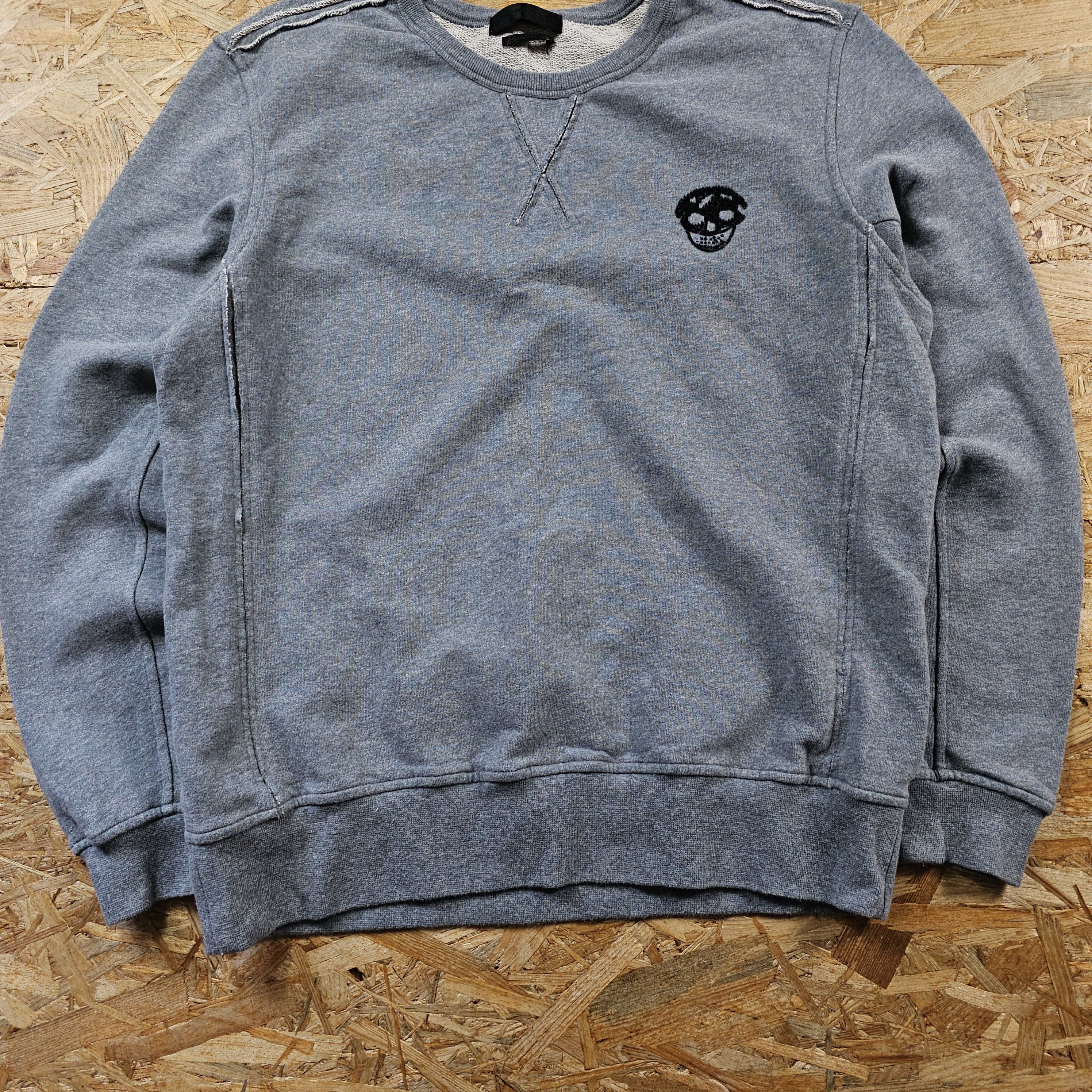 Alexander McQueen × Japanese Brand × Vintage ALEXANDER MCQUEEN DESIGNER SWEATSHIRT CASUAL SKATER M Size US M / EU 48-50 / 2 - 2 Thumbnail