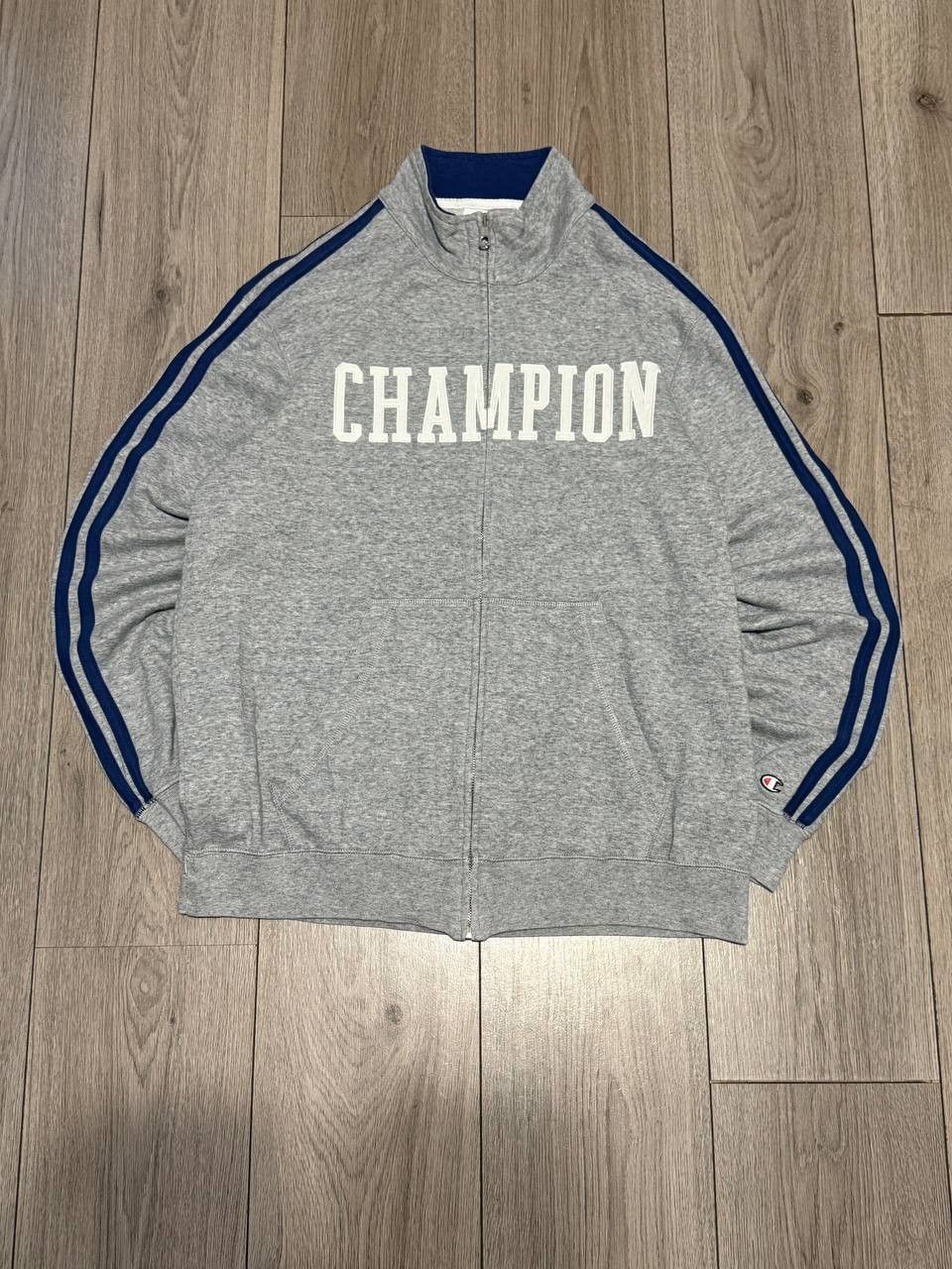 Champion vintage champion zip up hoodie mens xl gray/white Size US XL / EU 56 / 4 - 1 Thumbnail