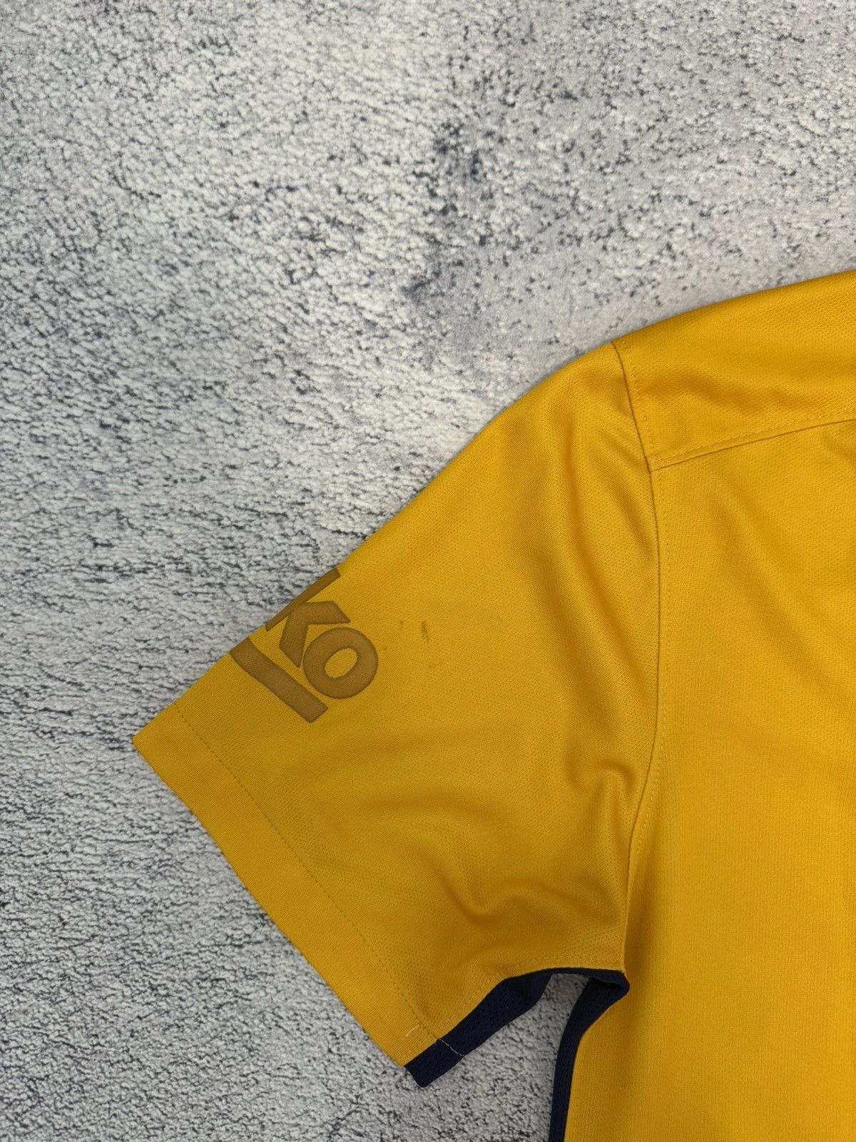 Nike Nike Barcelona 2015 Away Jersey Yellow Shirt MenM 658785-740 Size US M / EU 48-50 / 2 - 21 Thumbnail