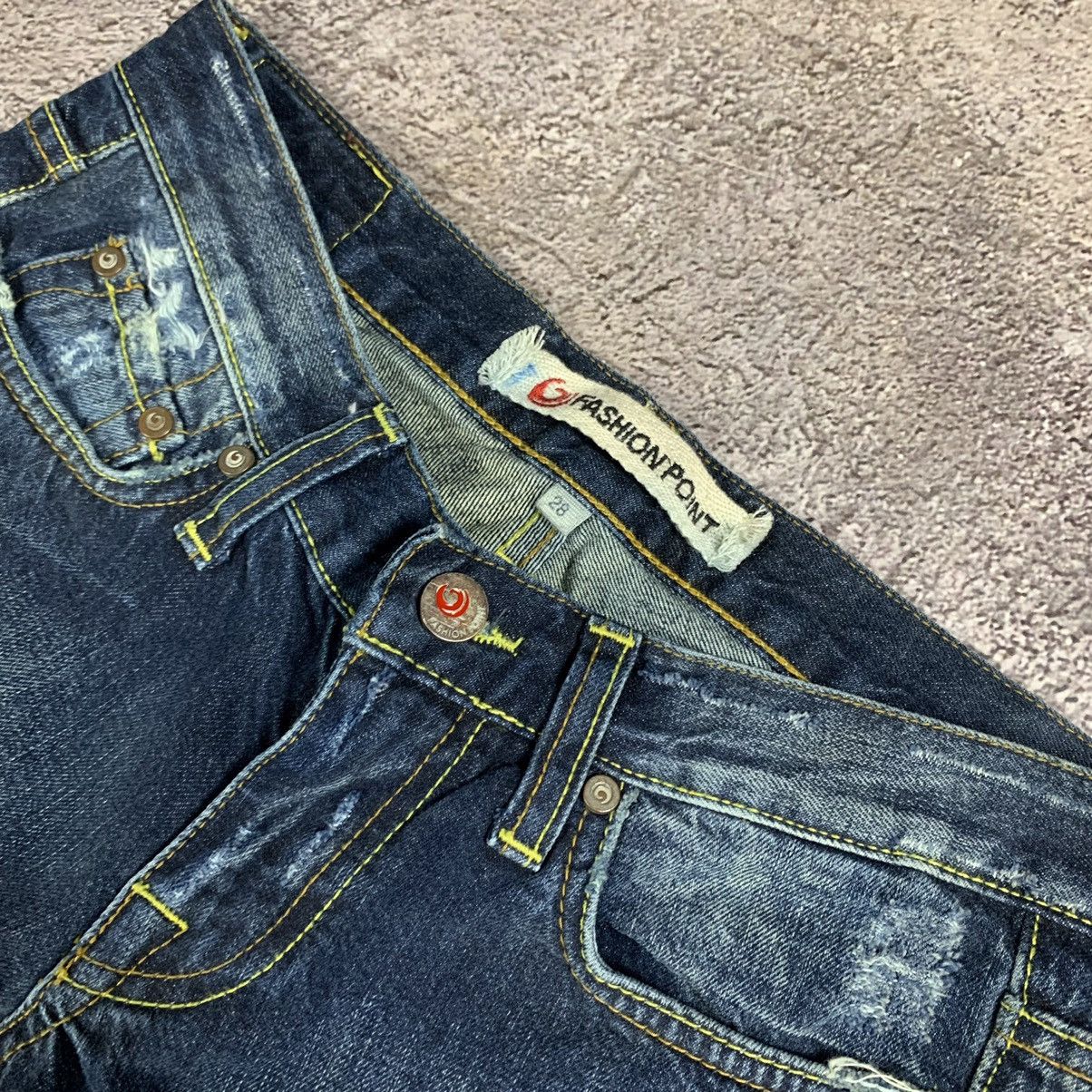 Vintage Vintage Y2K Distressed Flared Jeans Low Rise Grunge Slim 28 Size 28" / US 6 / IT 42 - 7 Thumbnail