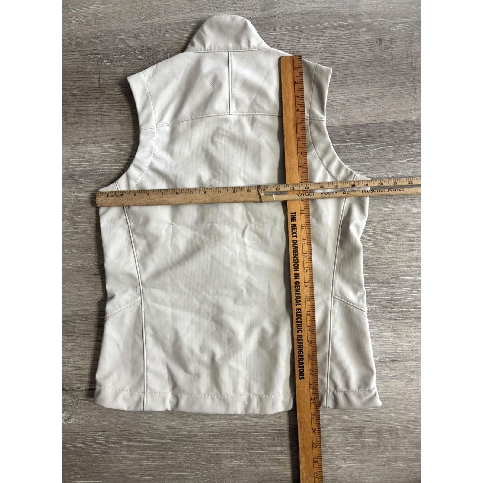 Patagonia Patagonia Vest Womens Medium Gray Softshell Full Zip Pockets Logo Outdoor Size M / US 6-8 / IT 42-44 - 6 Thumbnail