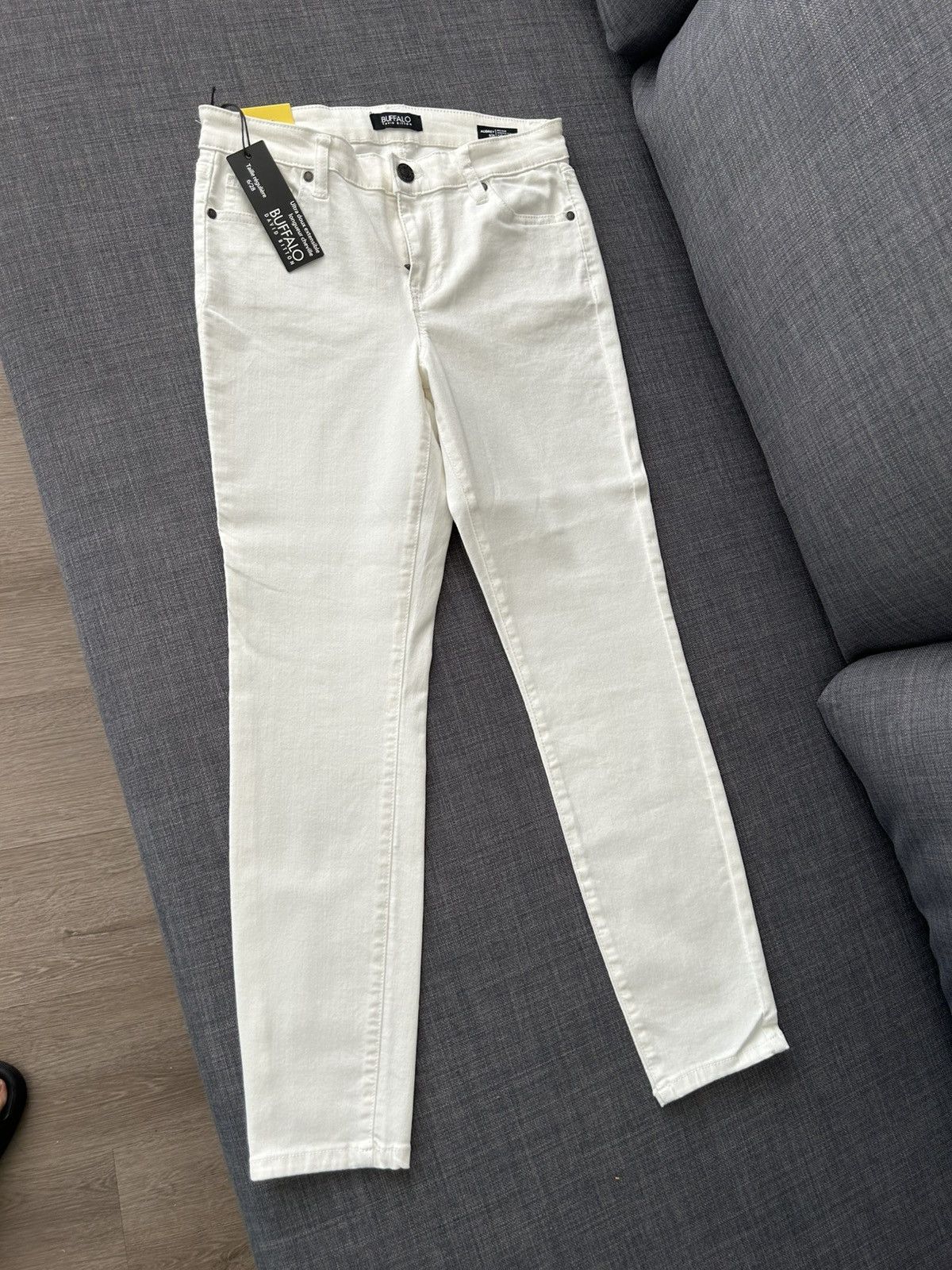 Buffalo David Bitton Buffalo David Bitton Mid-Rise Ankle Grazer – Size 28 – NWT Size 28" / US 6 / IT 42 - 1 Thumbnail