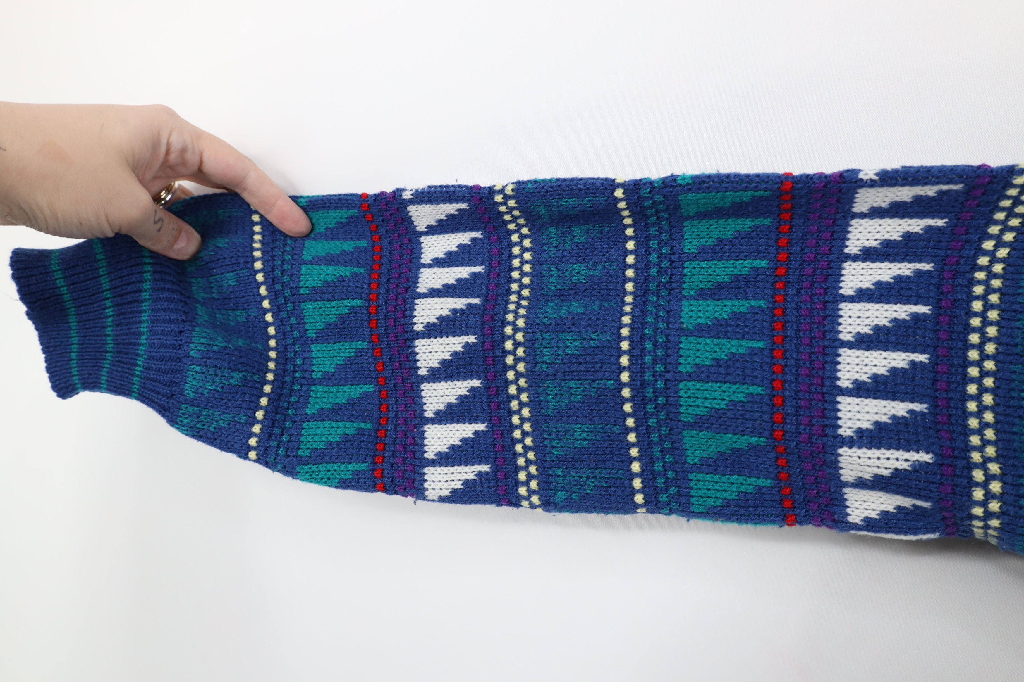 Vintage Vintage 90s Streetwear Fair Isle Knit Crewneck Sweater Size S / US 4 / IT 40 - 5 Thumbnail