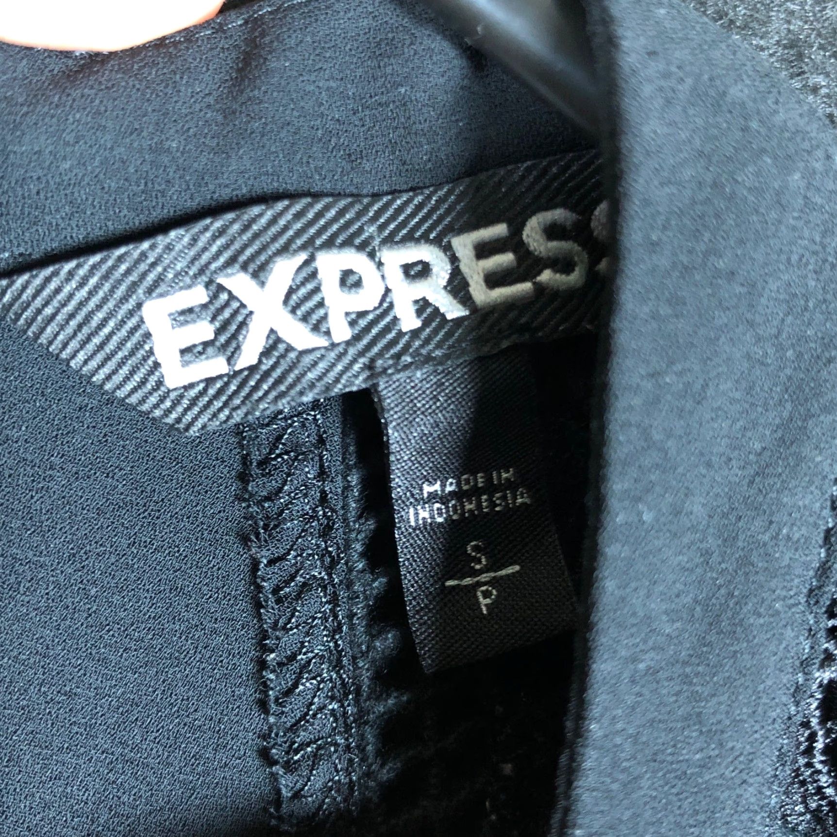 Express Express Womens Blouse Black Crew Neck Lace Cap Short Sleeve Small Size S / US 4 / IT 40 - 6 Thumbnail