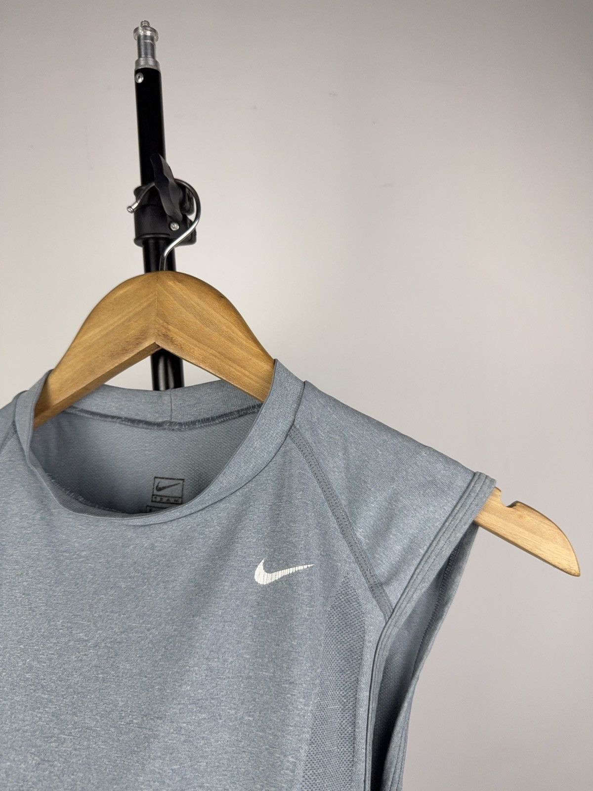 Nike Nike Pro Compression Sleeveless Training Sports Top M Size M / US 6-8 / IT 42-44 - 3 Thumbnail