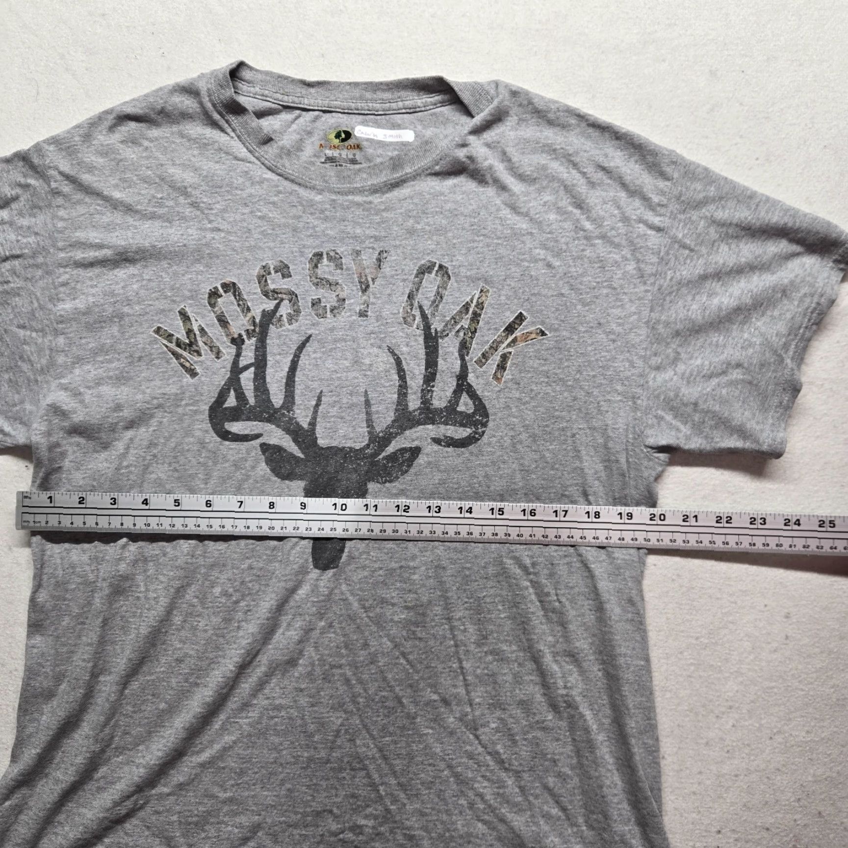 Vintage Mossy Oak Gray Short Sleeve Buck Deer Graphic Tee Shirt Adult Men L Large Mens T-Shirt Camouflage Buck Deer Tee Mossy Oak Shirt Gray L Large Size US L / EU 52-54 / 3 - 4 Thumbnail