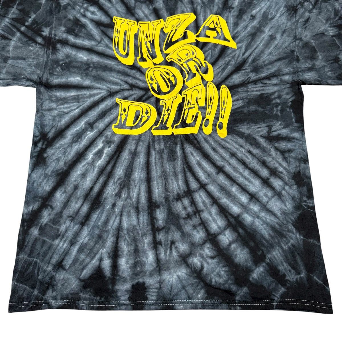 Band Tees Vintage Backdrop Cinderella Shirt. 'Unza Or Die' Size US XL / EU 56 / 4 - 10 Thumbnail