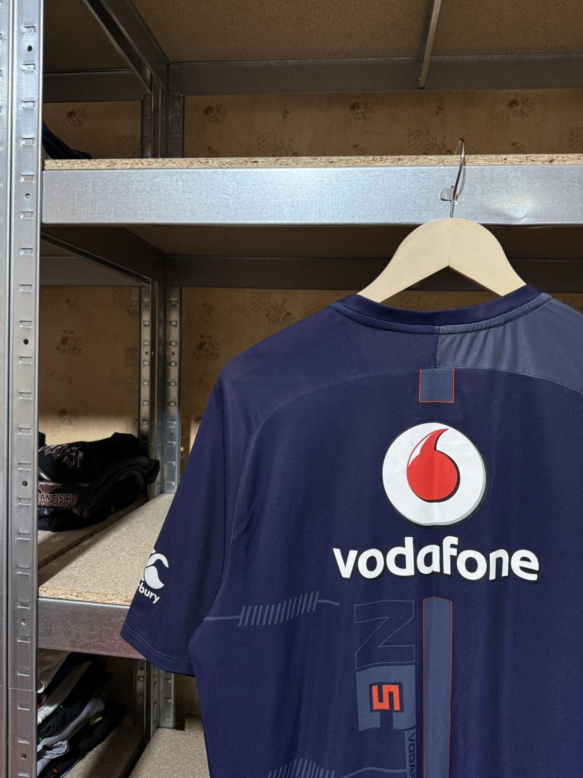 Nike × Vintage Canterbury Vodafone Warriors NRL Retro Rugby Jersey Size US L / EU 52-54 / 3 - 5 Thumbnail