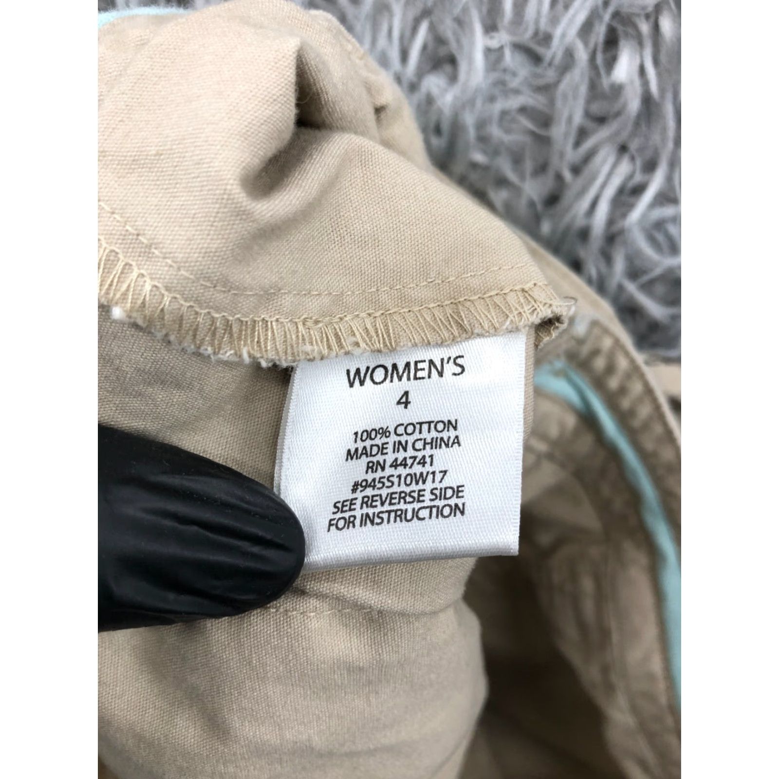 Vintage Alpine Design Shorts Womens Size 4 Mid Rise Medium Wash Beige Size 27" / US 4 / IT 40 - 6 Thumbnail