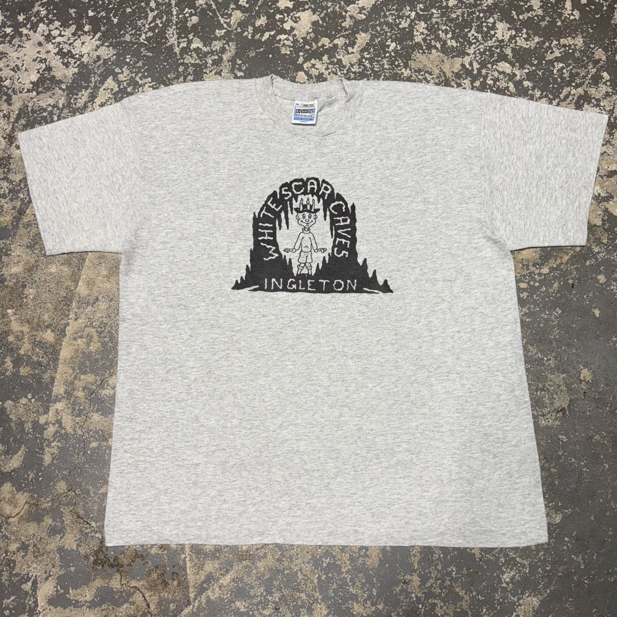 Other Vintage White Scar Caves Ingleton Gnome Graphic Tshirt Size US XL / EU 56 / 4 - 1 Thumbnail