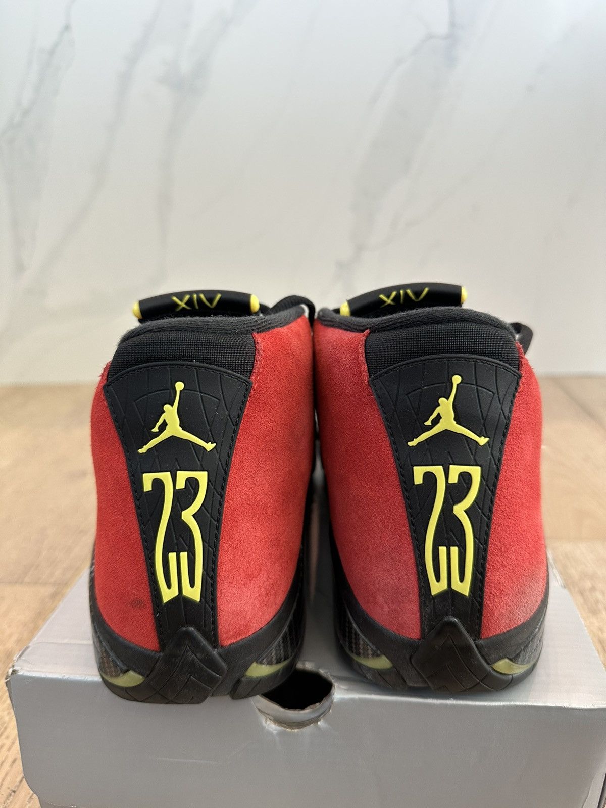 Jordan Brand Jordan 14 Retro Ferrari (2025) Size US 8.5 / EU 41-42 - 2 Thumbnail