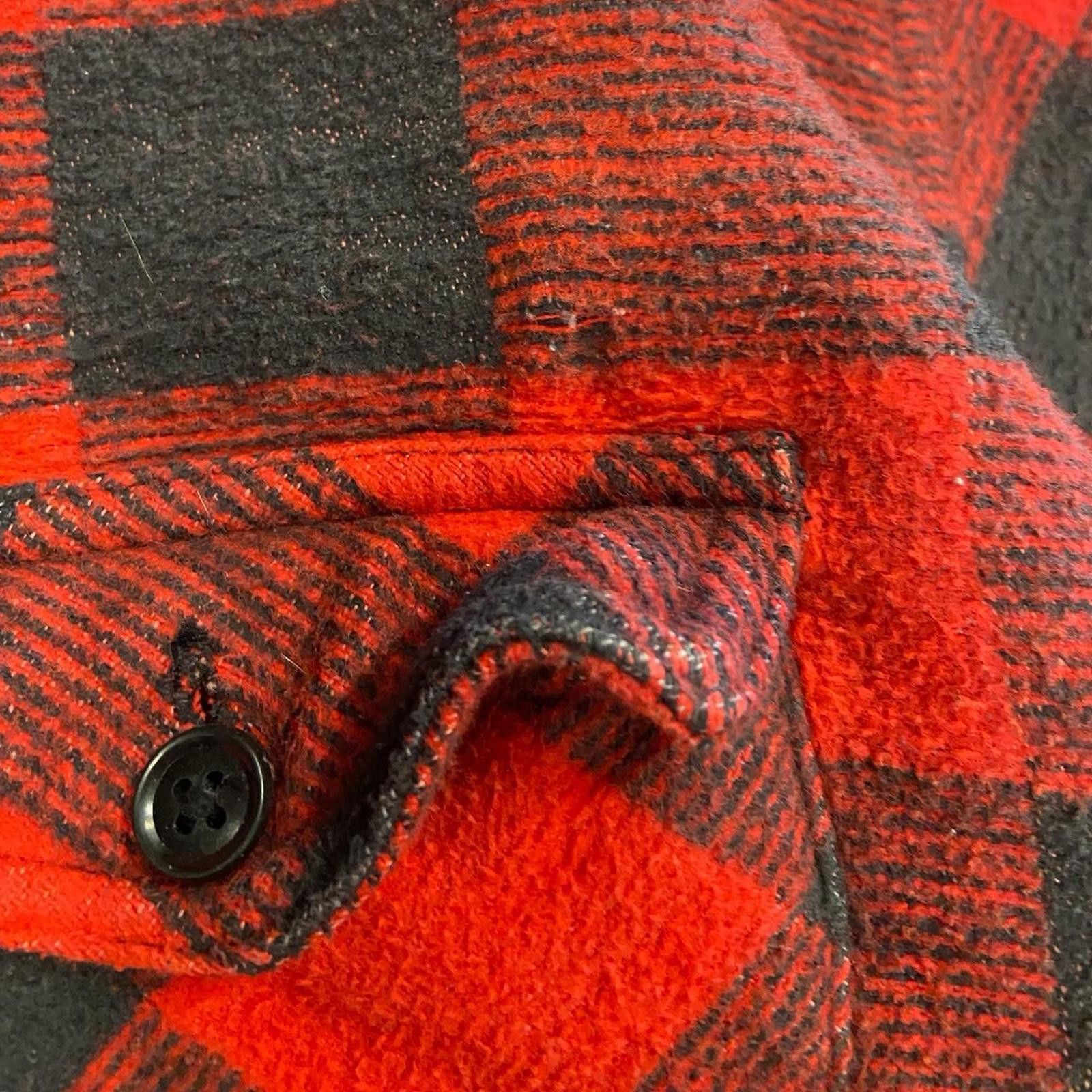Vintage Vintage Red Plaid Button Up Size US XL / EU 56 / 4 - 5 Thumbnail