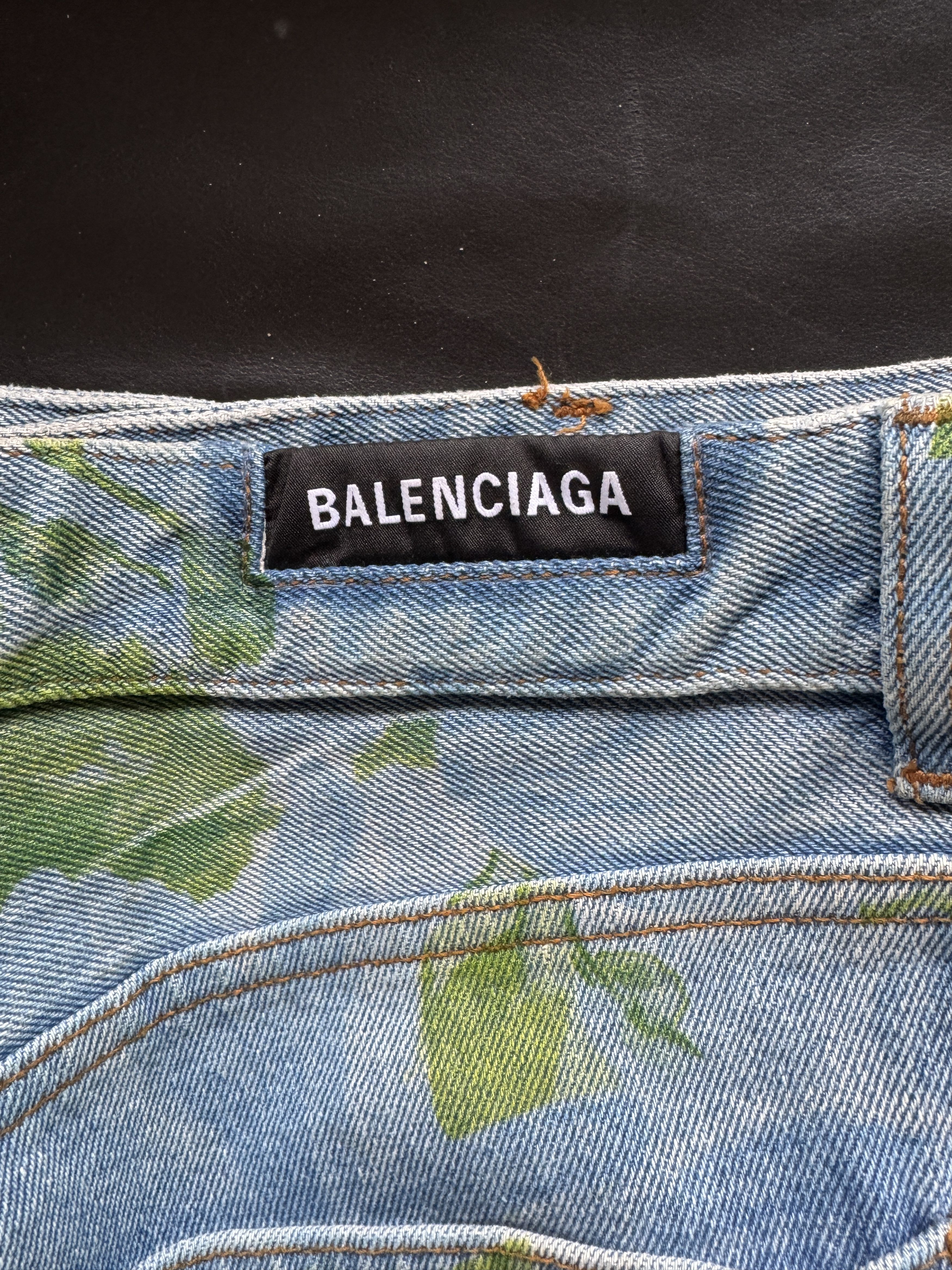Balenciaga Oversized Earth Print Denim Jeans Size US 30 / EU 46 - 14 Thumbnail