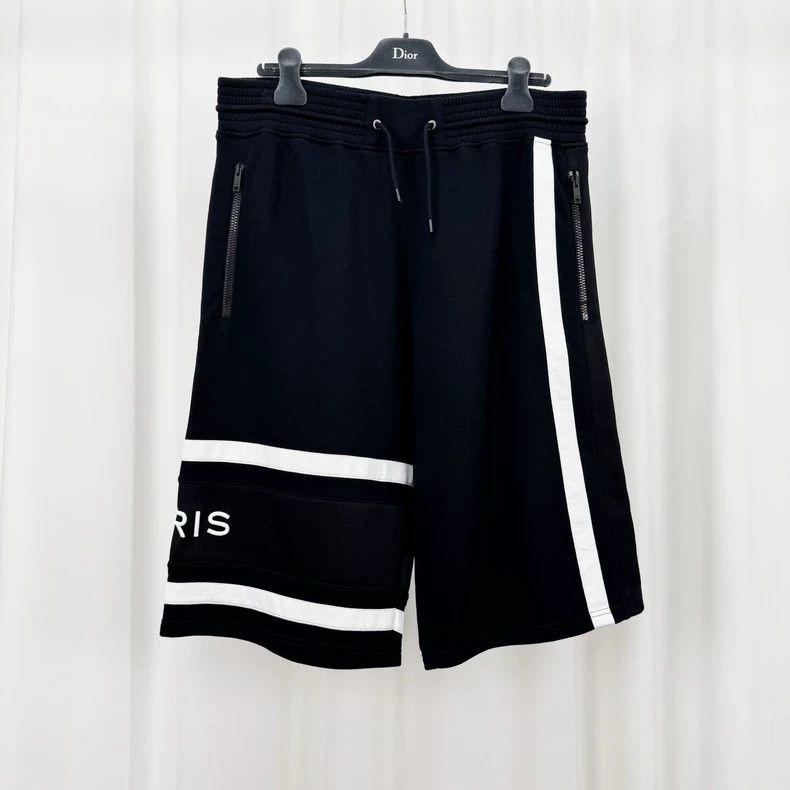 Givenchy Givenchy Black Embroidered Letter Shorts-yf Size US 34 / EU 50 - 1 Thumbnail