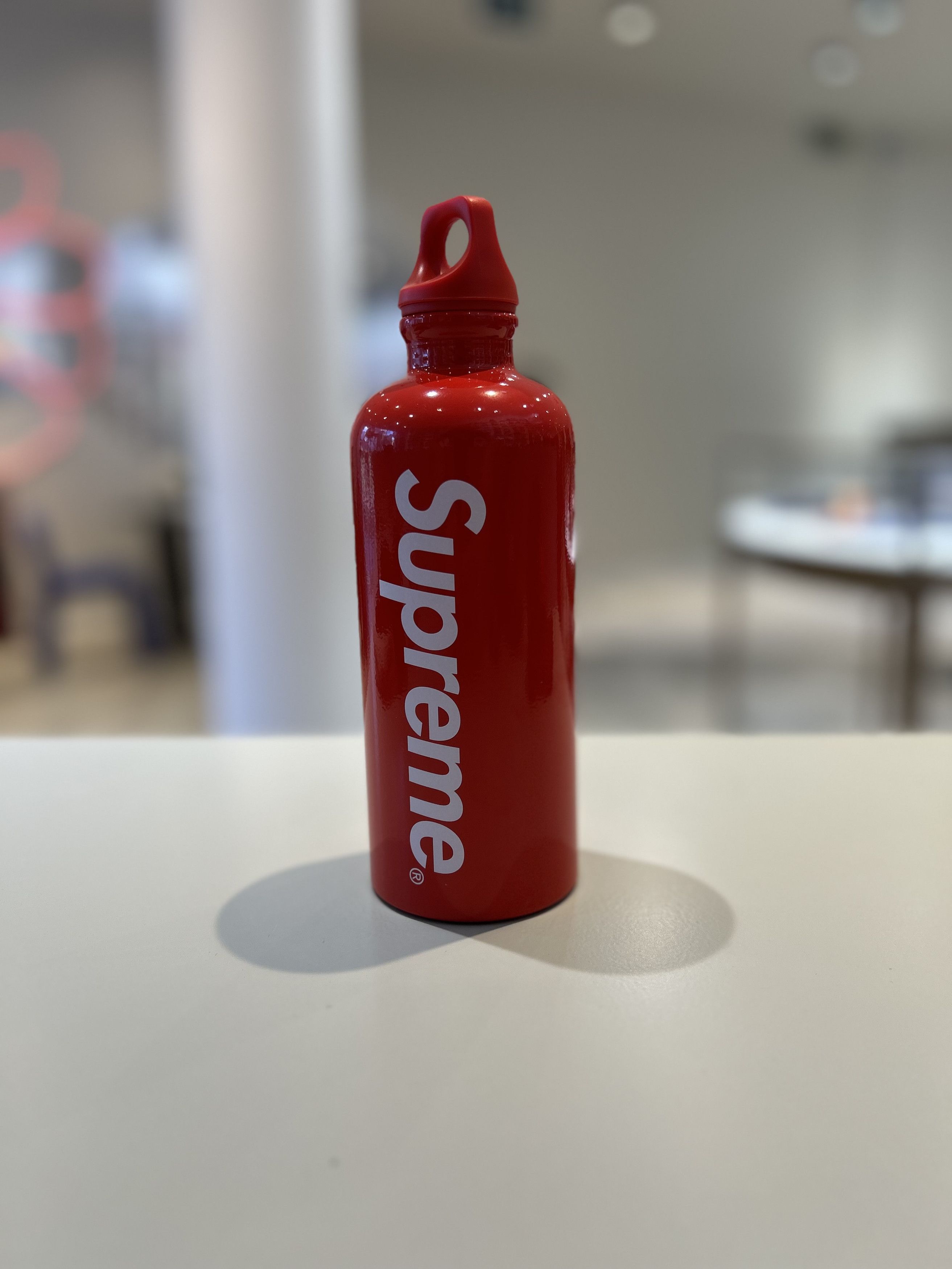 Supreme Supreme SIGG Traveller 0.6L Water Bottle (SS23) Red | Grailed
