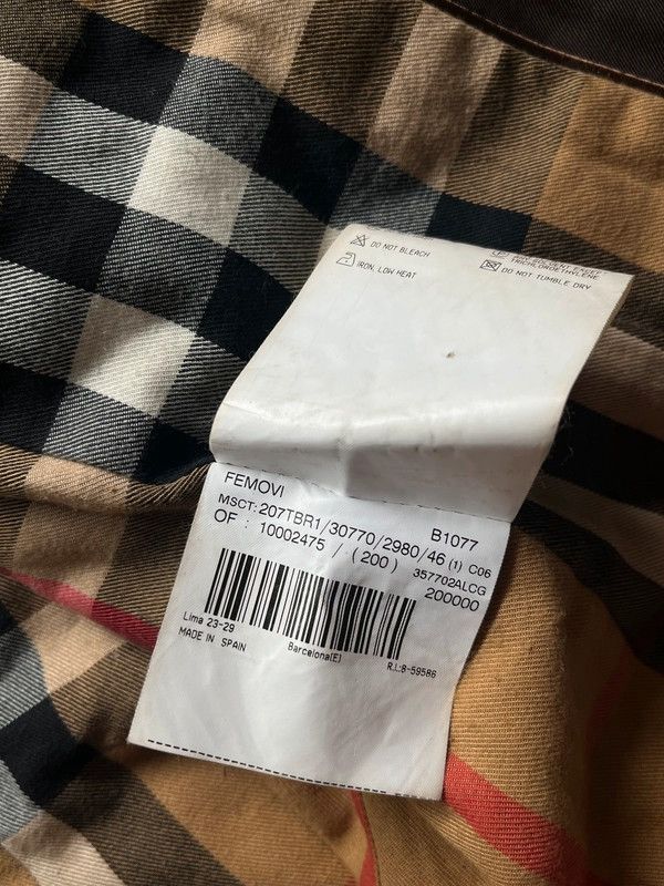 Burberry Burberry Sz 46 / XL 96% Silk Jacket Plaid Lining Size XL / US 12-14 / IT 48-50 - 7 Thumbnail