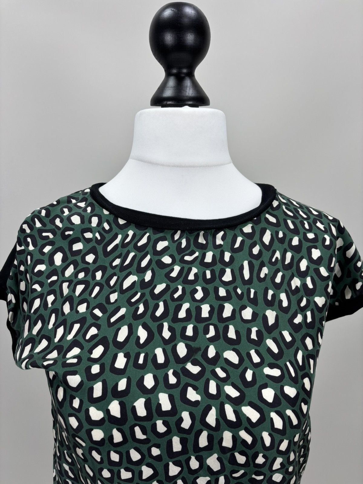 Moncler Womens t shirt silk Moncler Size S Color Green/Black Size S / US 4 / IT 40 - 3 Thumbnail