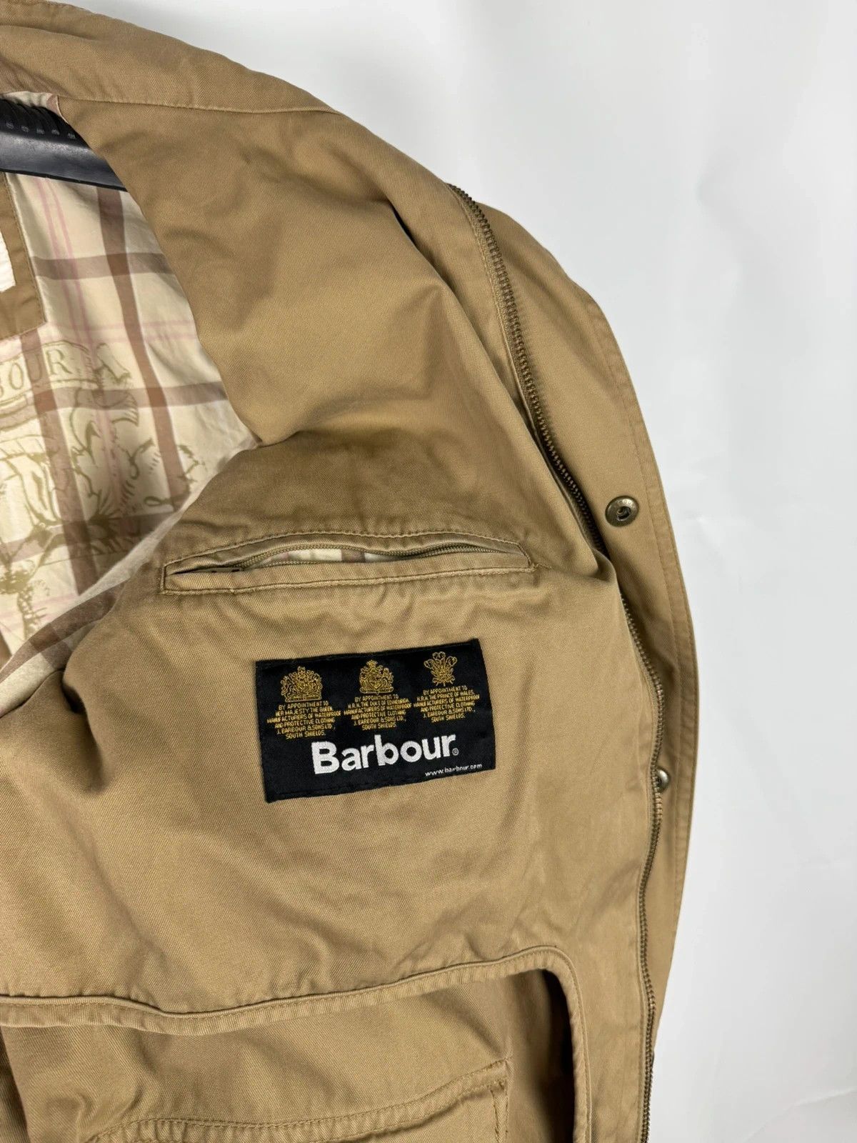 Barbour Barbour International Vintage Jacket Belted size XL Size US XL / EU 56 / 4 - 16 Thumbnail