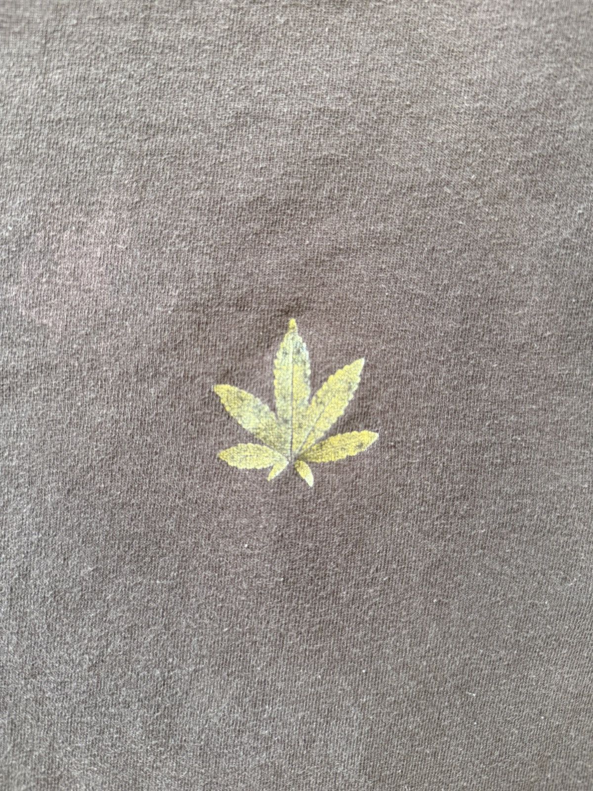 Supreme 2002 Vintage Supreme Dr Dre The Chronic Weed Tee Size US L / EU 52-54 / 3 - 4 Thumbnail