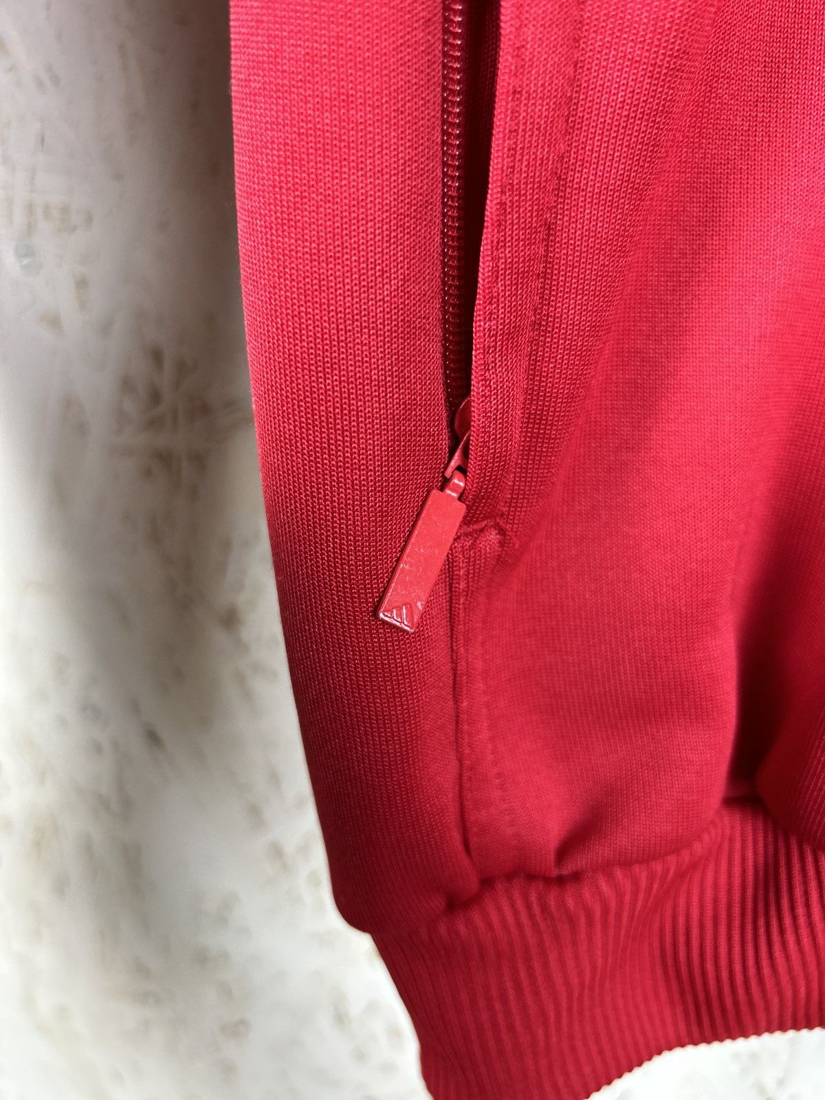 Adidas 00s Adidas Stuttgart 2001/02 Tracksuit Jacket Red Size L Size US L / EU 52-54 / 3 - 6 Thumbnail