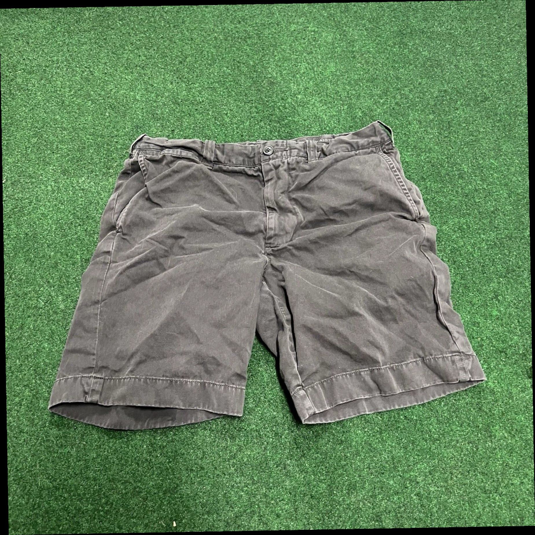 J.Crew J Crew Stanton Men's Cotton twill Blue Shorts Size 32- 9 inseam Size US 32 / EU 48 - 1 Thumbnail