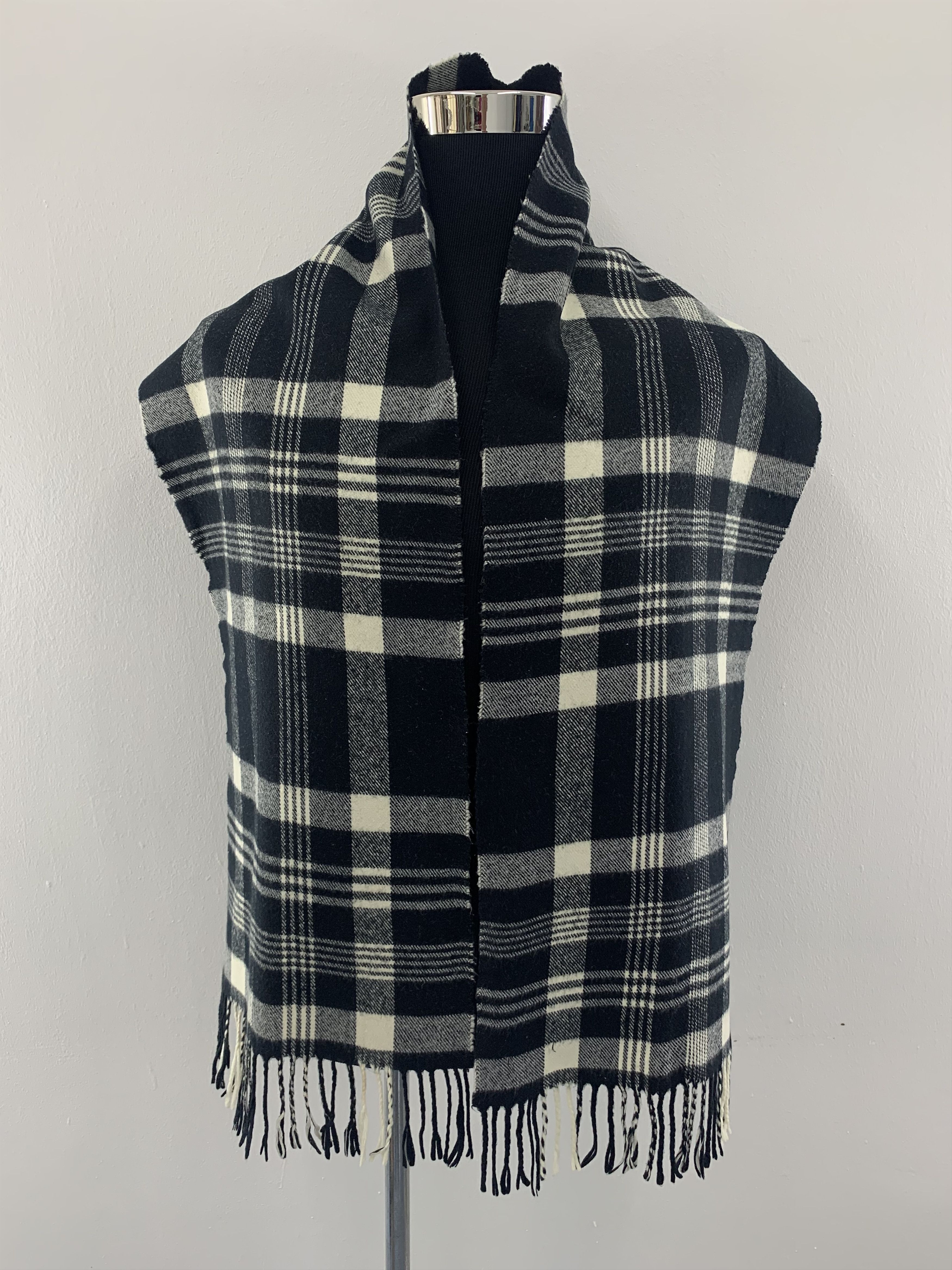 Takeo Kikuchi Takeo Kikuchi Scarf Wool Muffler Neck Wrap BL5213 Size ONE SIZE - 2 Thumbnail