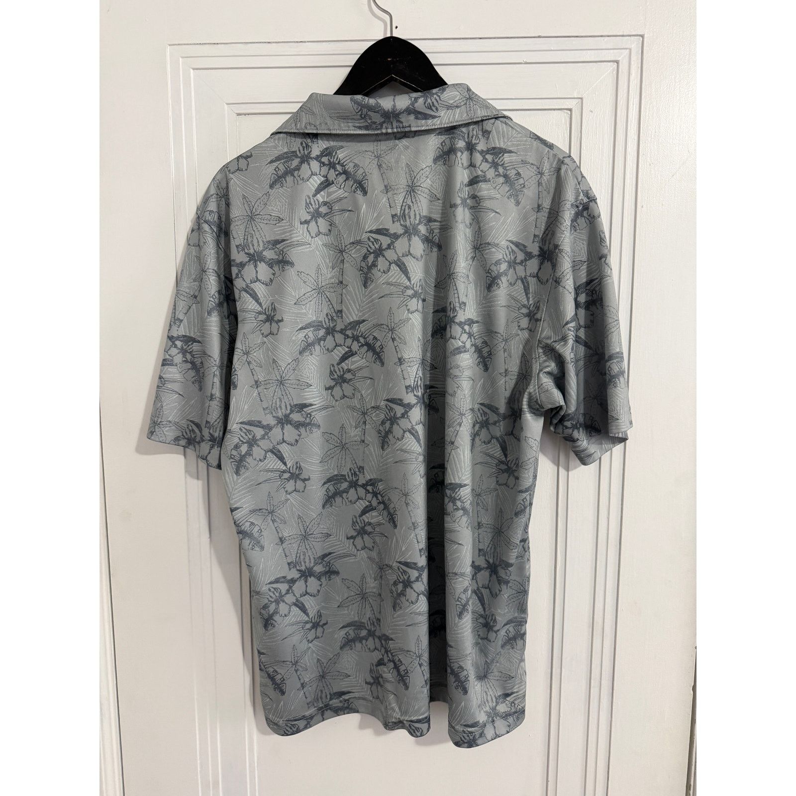Champion Minnesota Gophers Gray Floral Print Polo Shirt Men's Size L Size US L / EU 52-54 / 3 - 6 Thumbnail