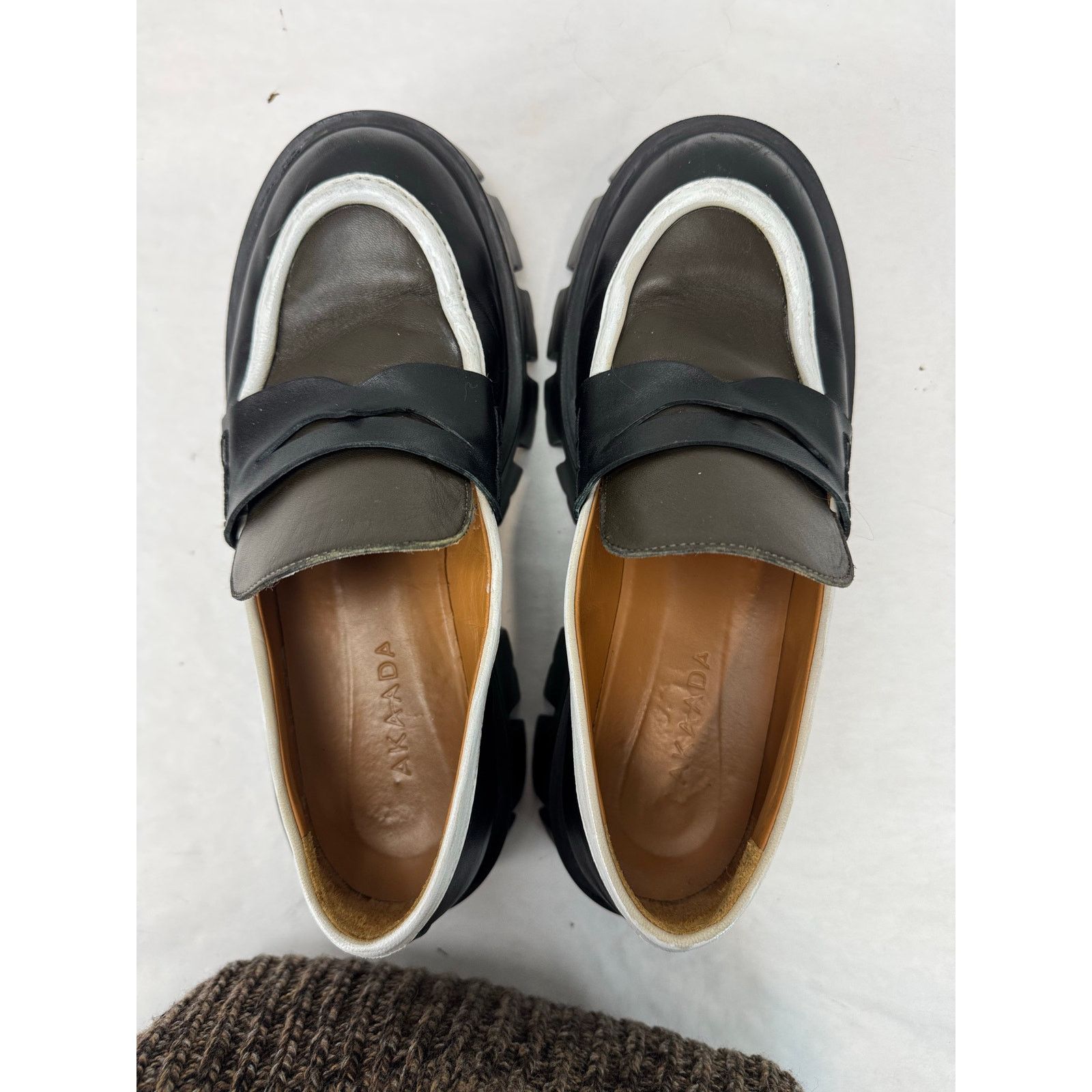 Other Akaada Mikki Black Brown Chunky Loafers Italy Leather Lug 41 Size US 10 / IT 40 - 6 Thumbnail