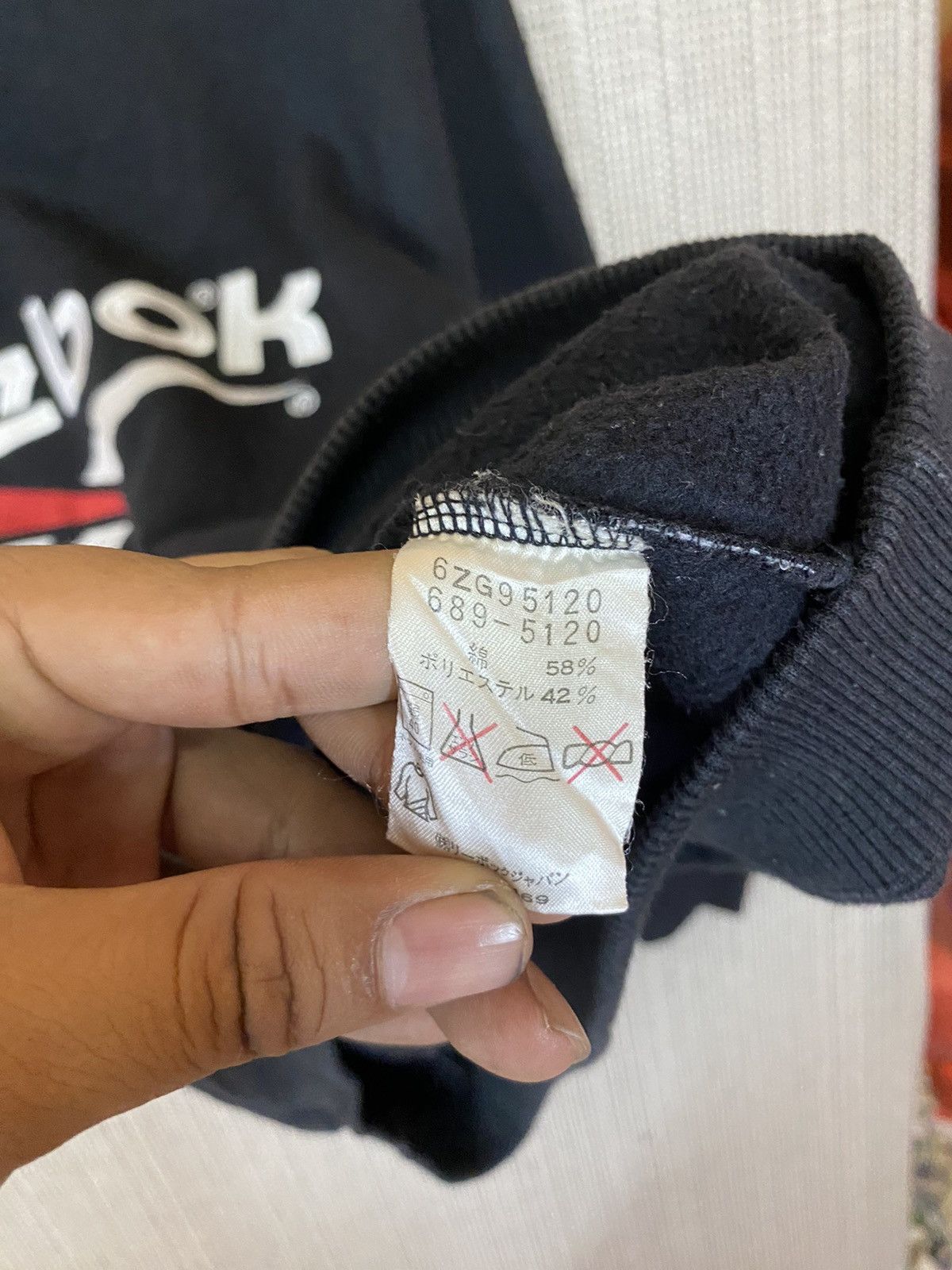 Reebok × Vintage Vintage 90s reebok spellout sweatshirt crewneck size L Size US L / EU 52-54 / 3 - 7 Thumbnail