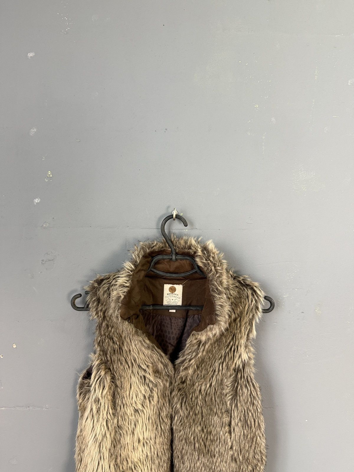 If Six Was Nine Vintage Y2K Crpped Faux Fur Vest LGB Style UNISEX Size US S / EU 44-46 / 1 - 2 Thumbnail